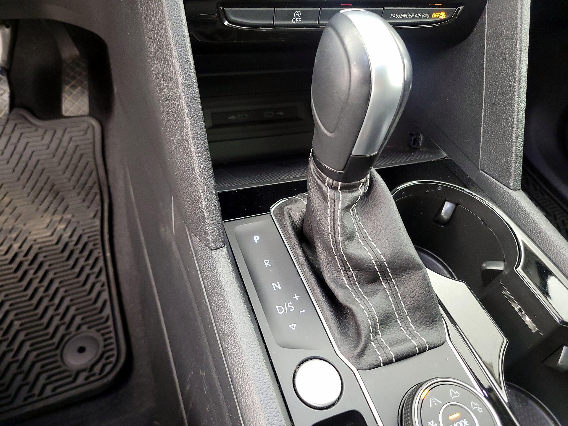 Thumbnail: 2023 Volkswagen Atlas - 18