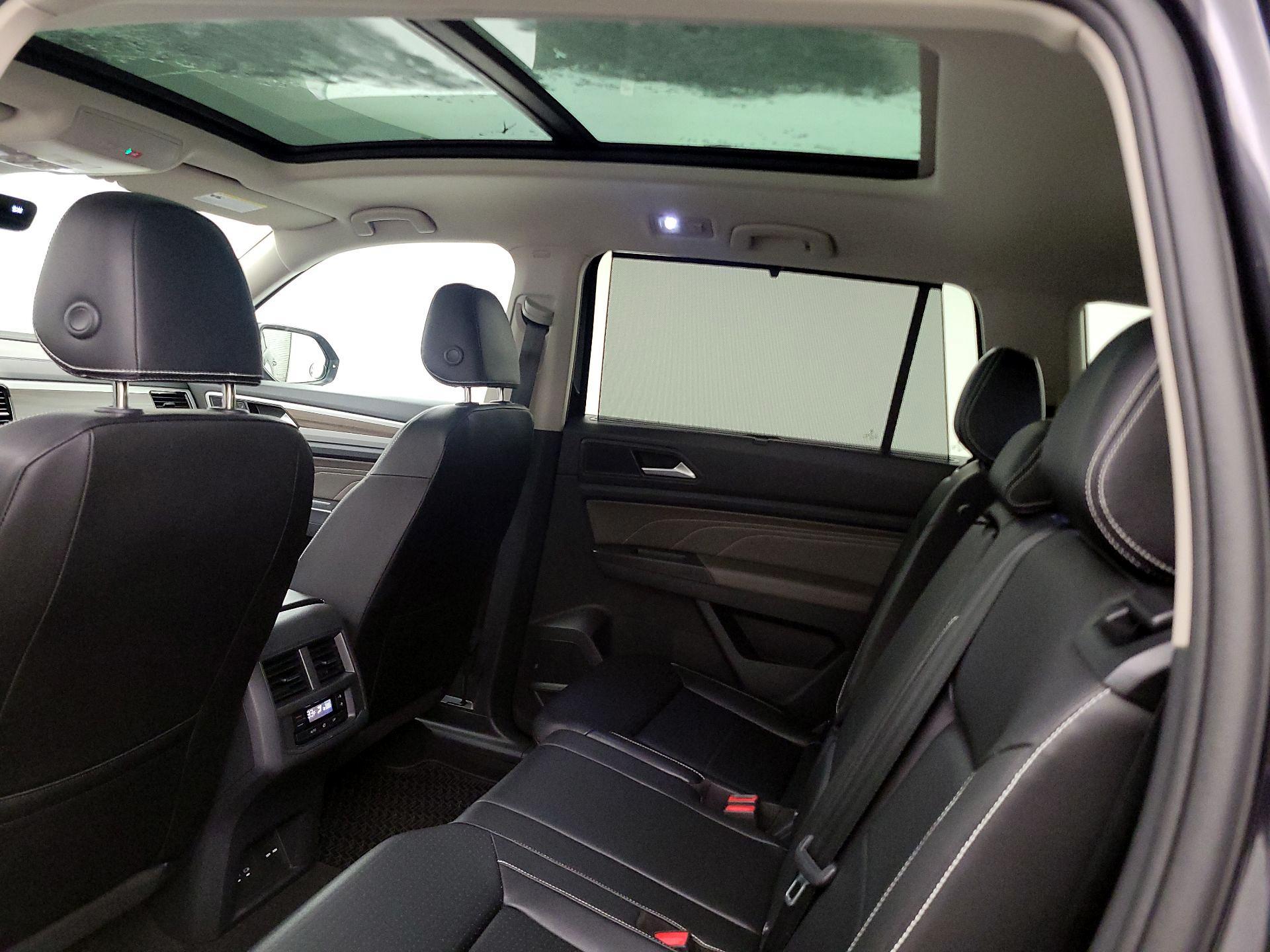 Thumbnail: 2023 Volkswagen Atlas - 20