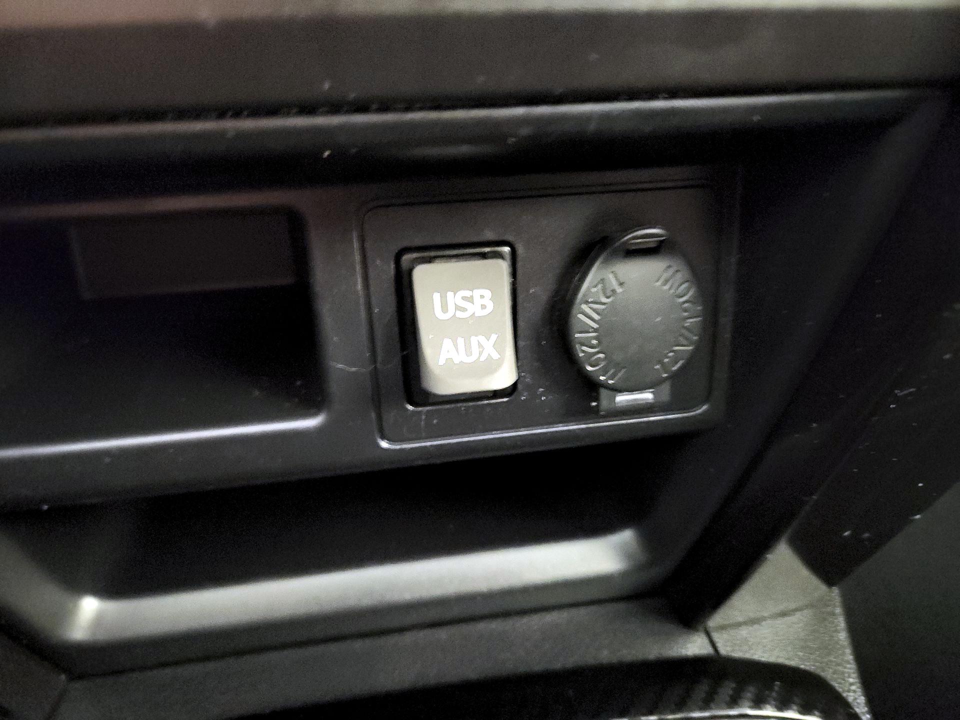 Thumbnail: 2019 Toyota 4Runner - 16