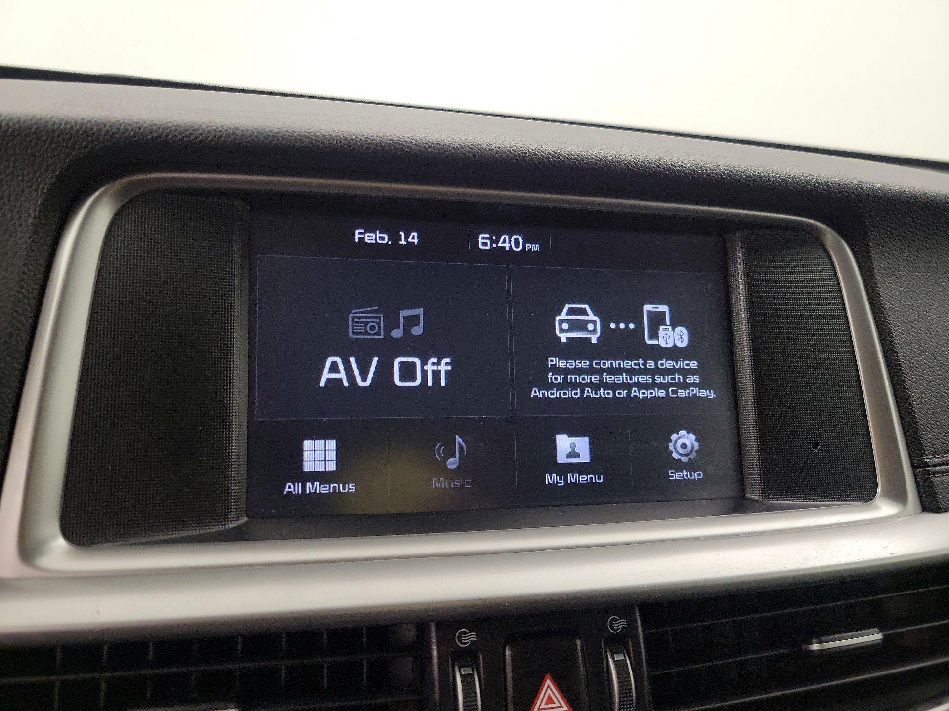 Thumbnail: 2019 Kia Optima - 15