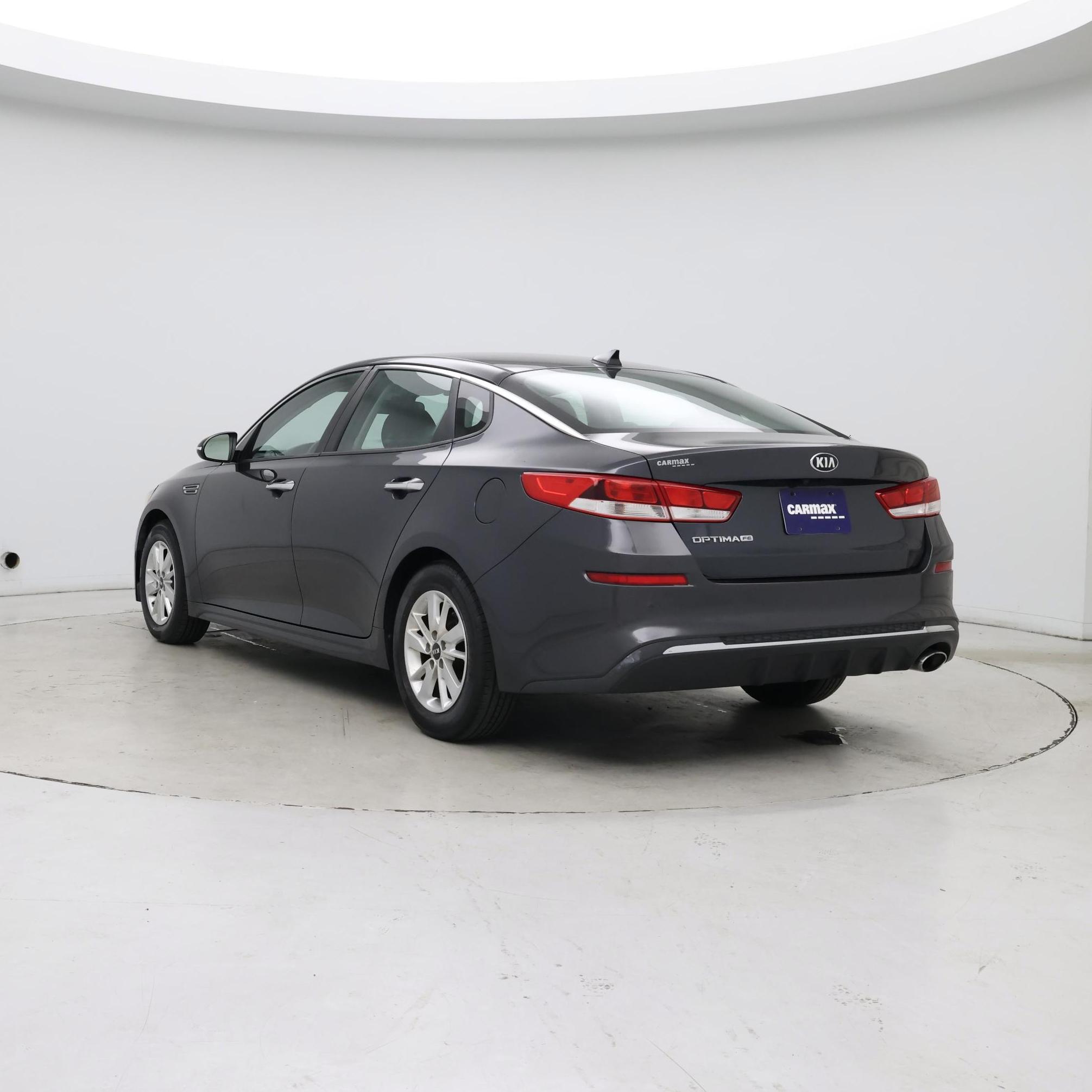 Thumbnail: 2019 Kia Optima - 2