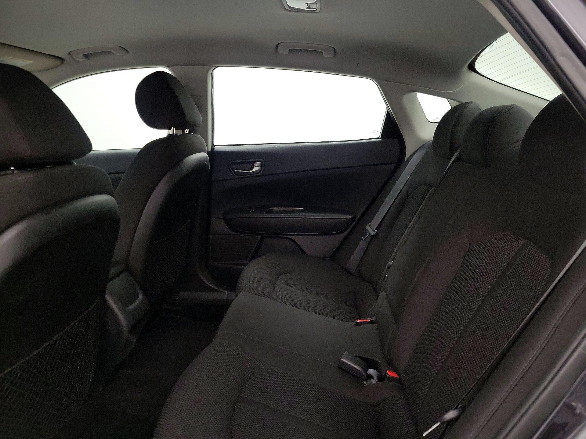 Thumbnail: 2019 Kia Optima - 19