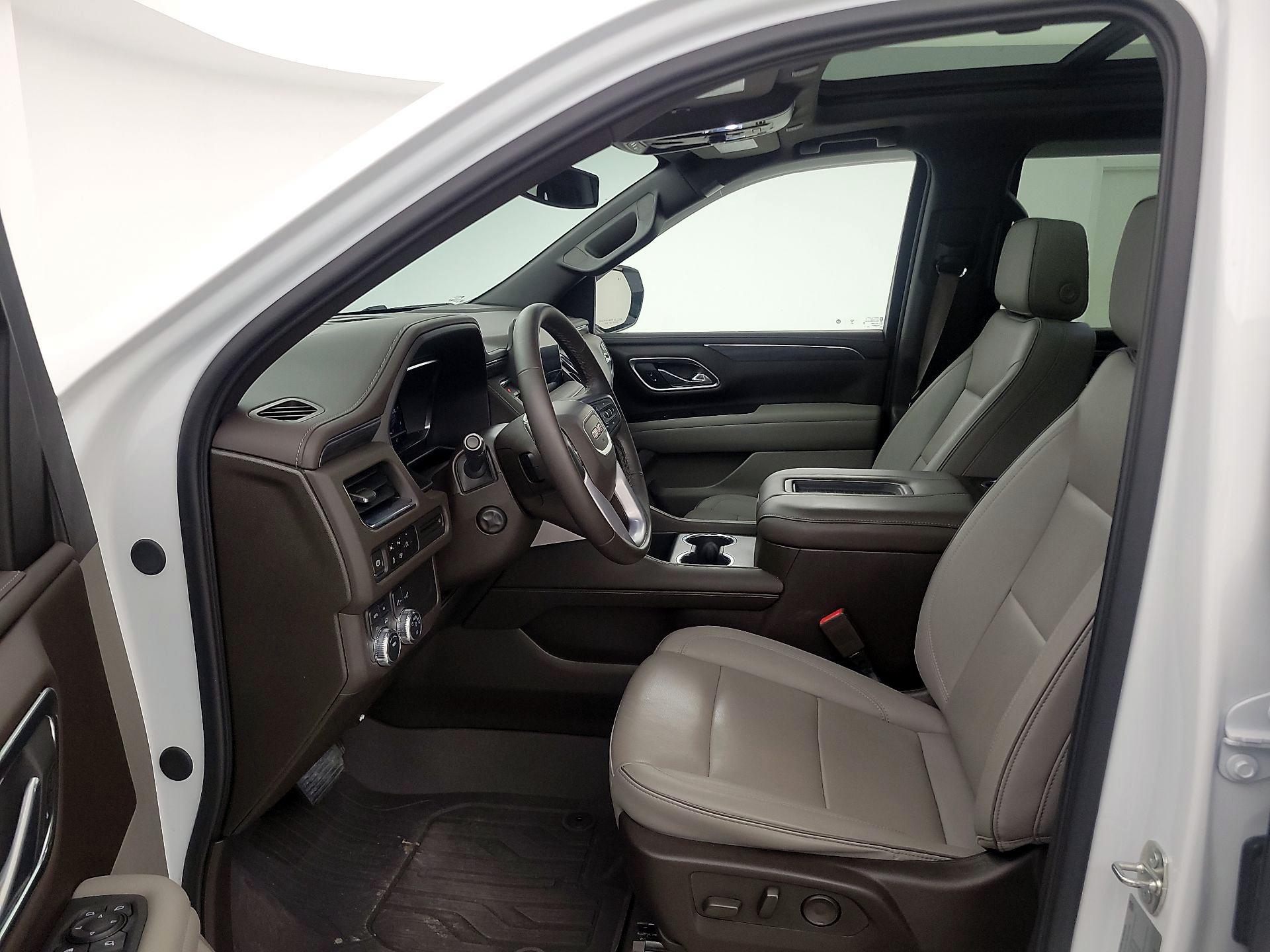 Thumbnail: 2023 GMC Yukon XL - 11