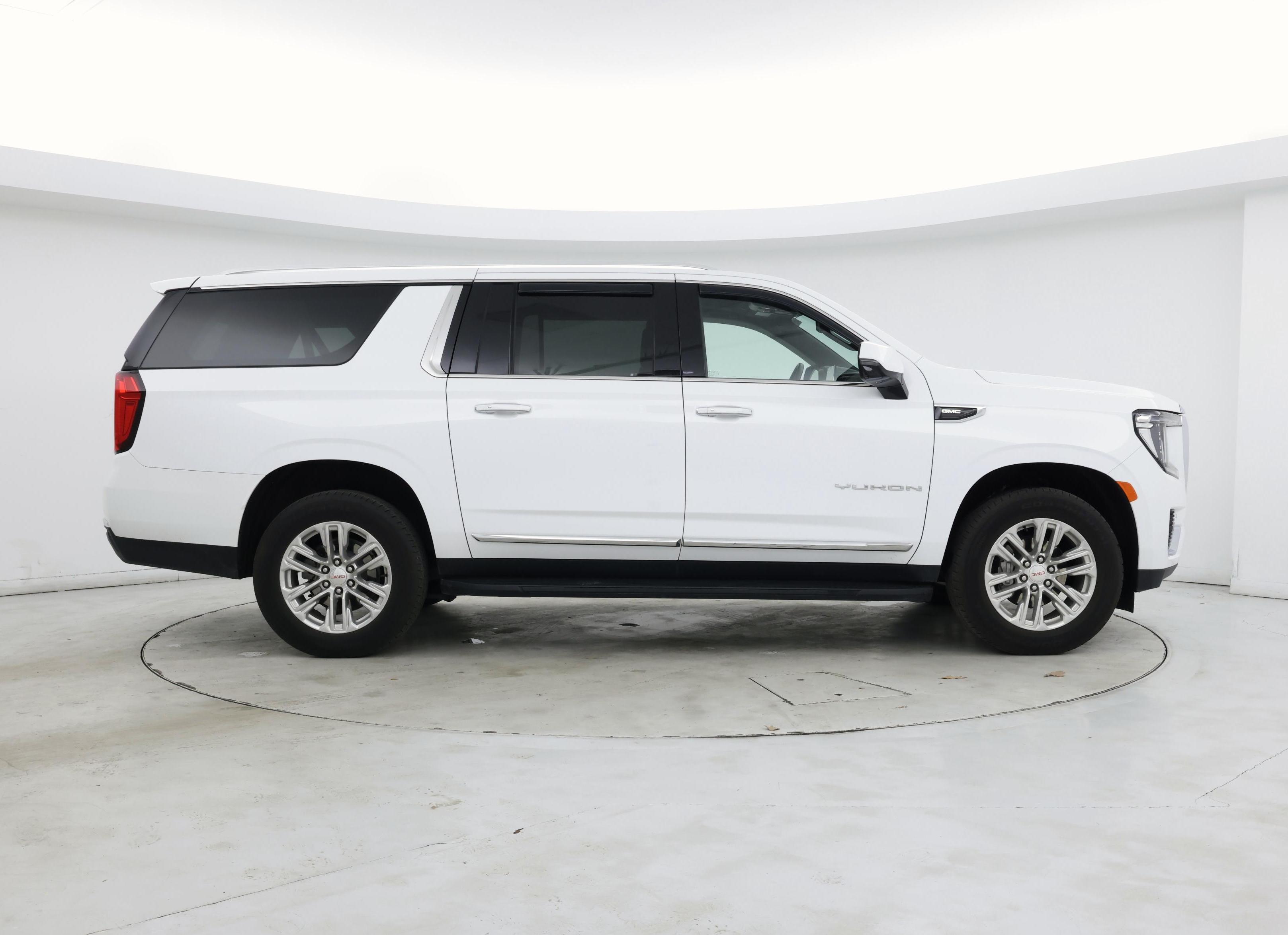 Thumbnail: 2023 GMC Yukon XL - 7