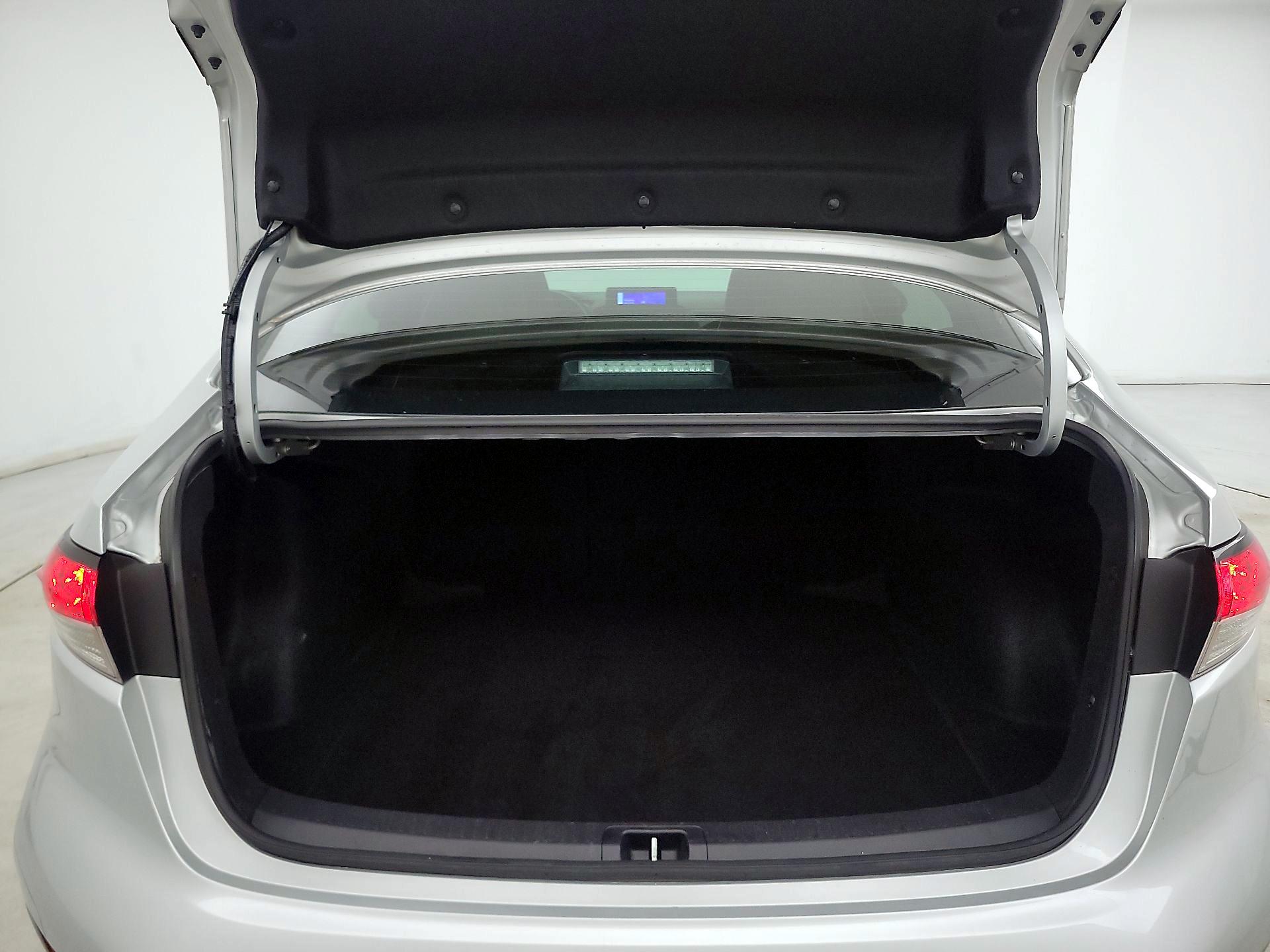 Thumbnail: 2024 Toyota Corolla - 20