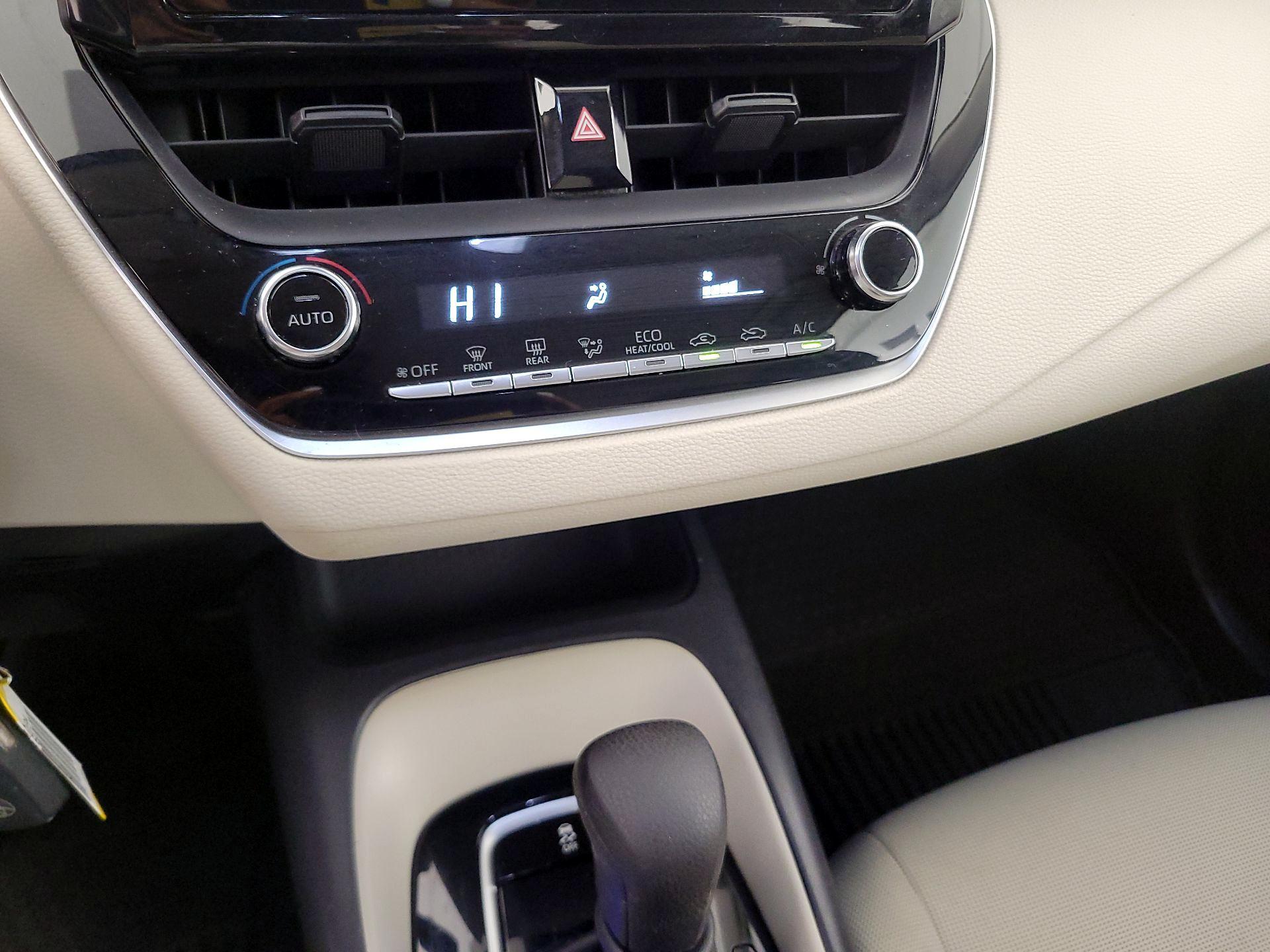 Thumbnail: 2022 Toyota Corolla - 16