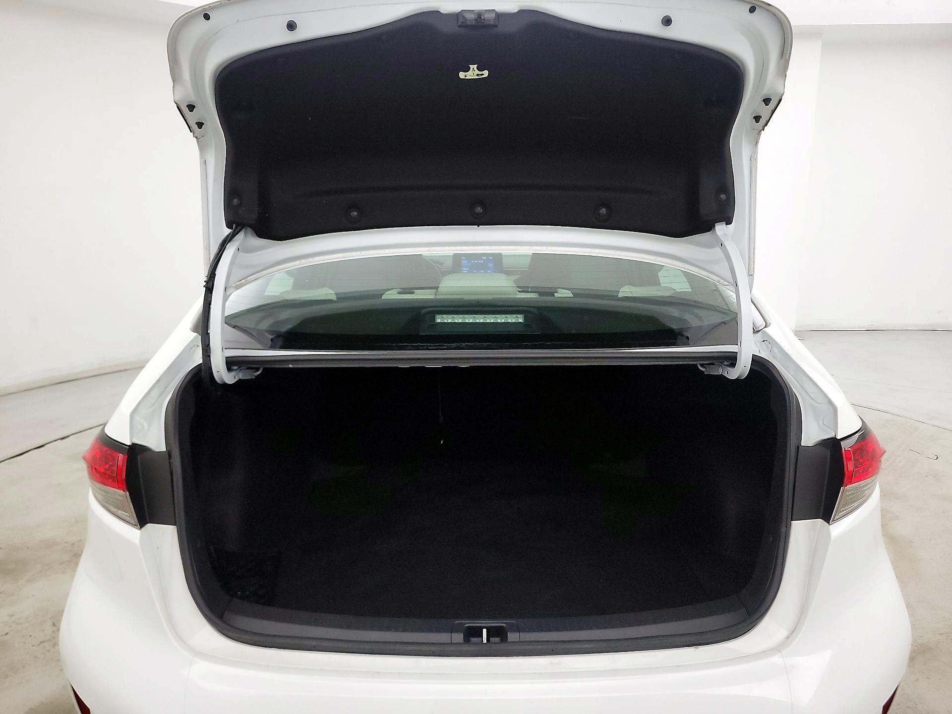 Thumbnail: 2022 Toyota Corolla - 20