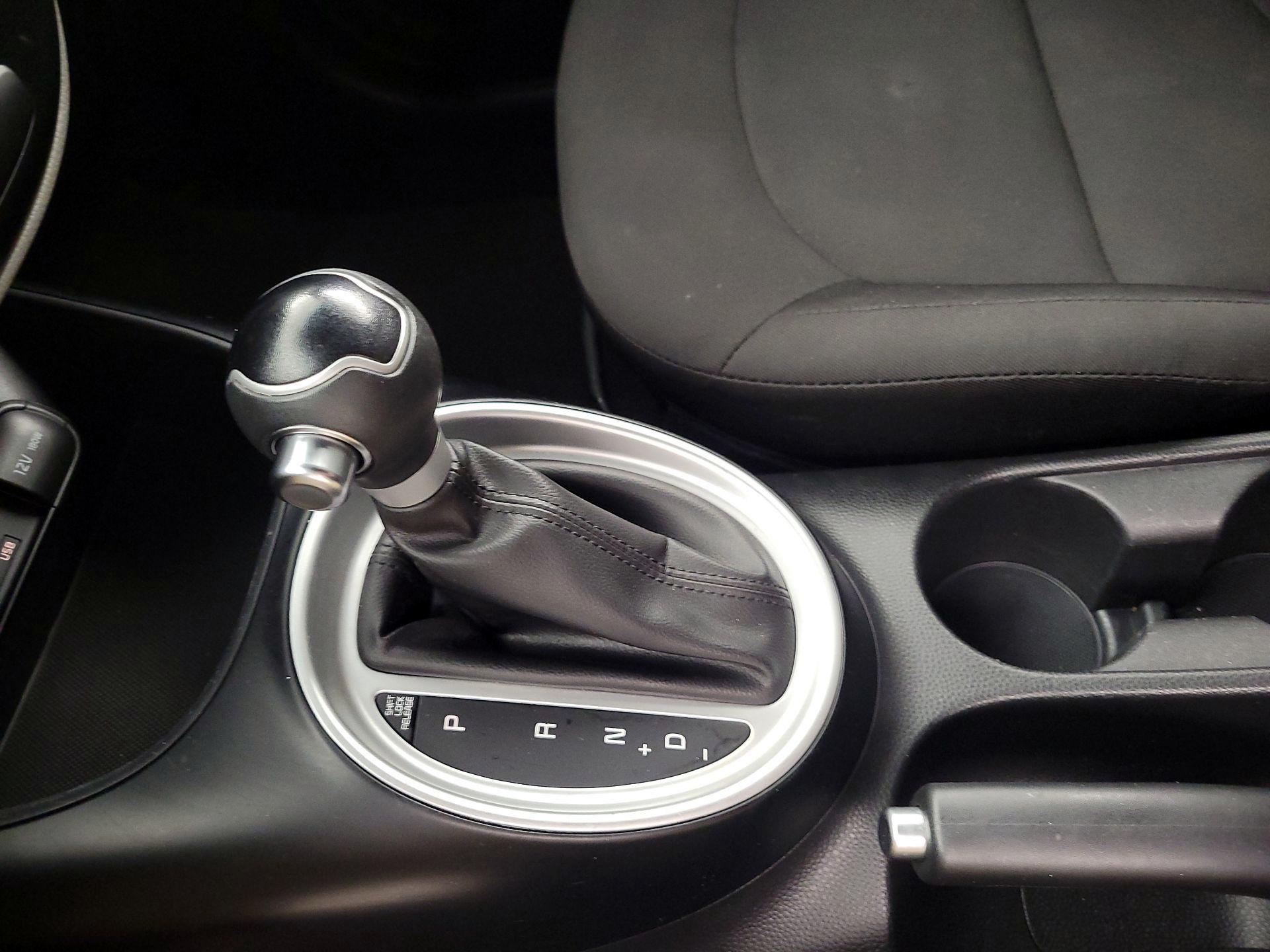 Thumbnail: 2018 Kia Soul - 16