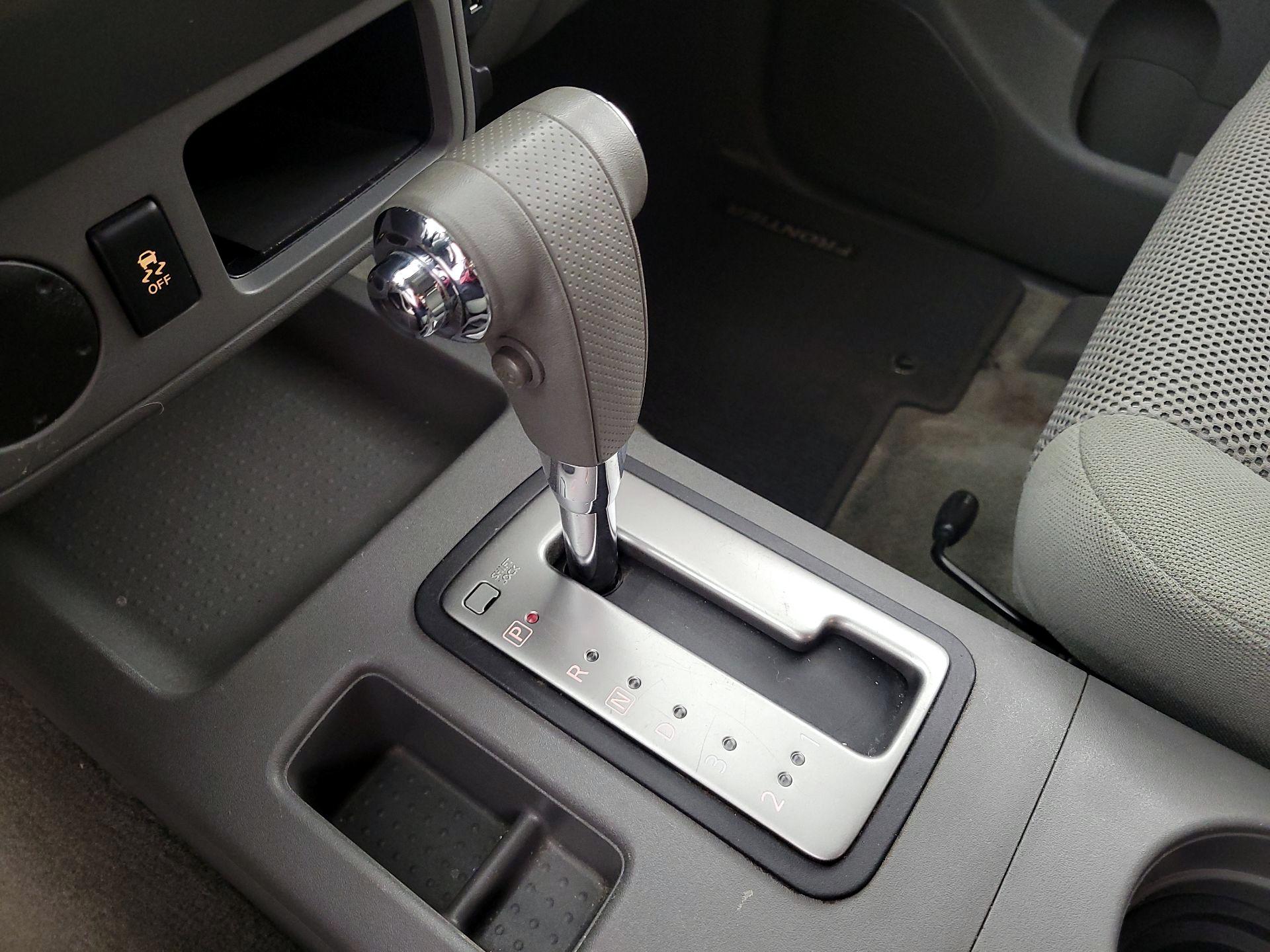 Thumbnail: 2018 Nissan Frontier - 17