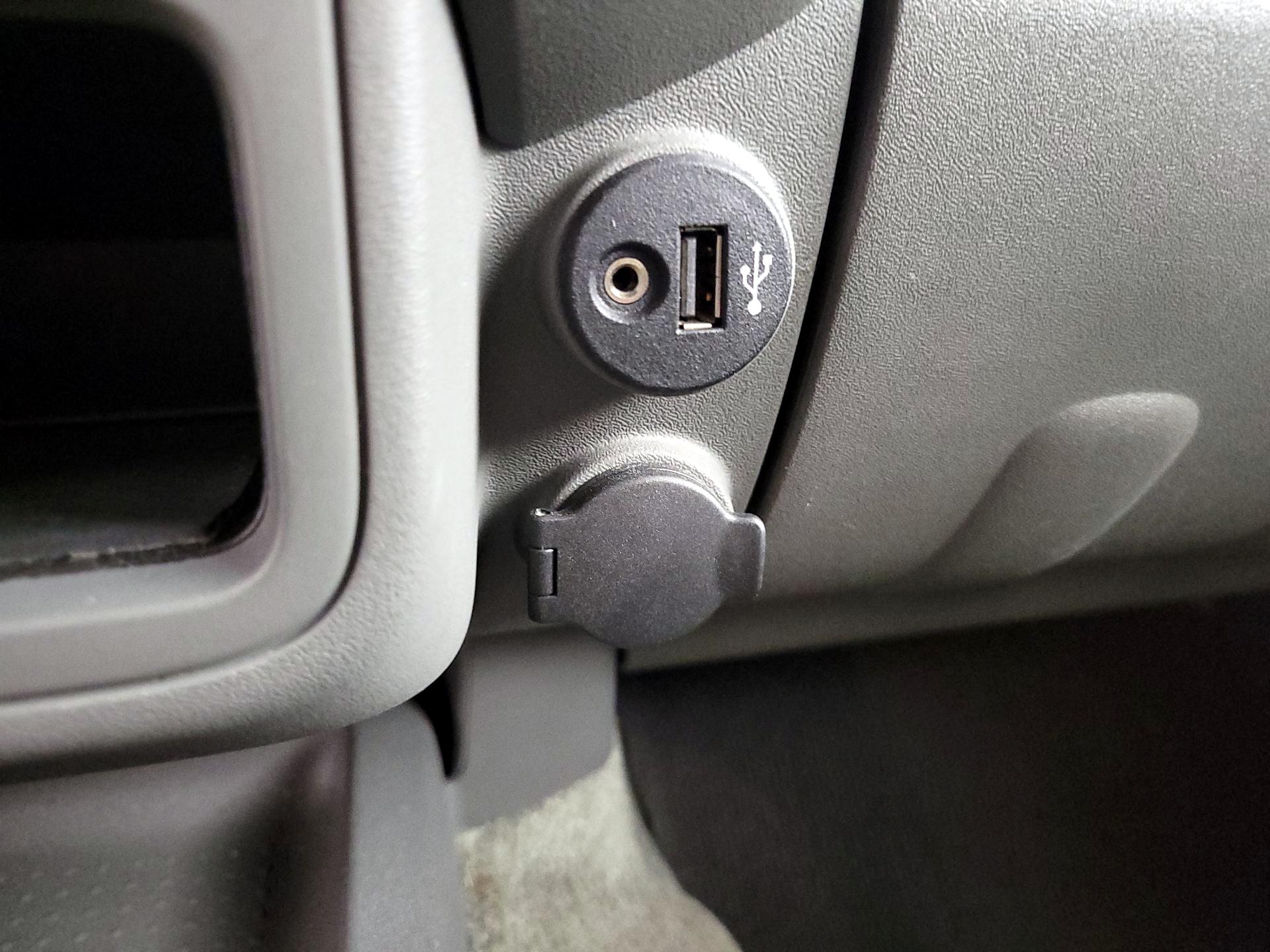 Thumbnail: 2018 Nissan Frontier - 18