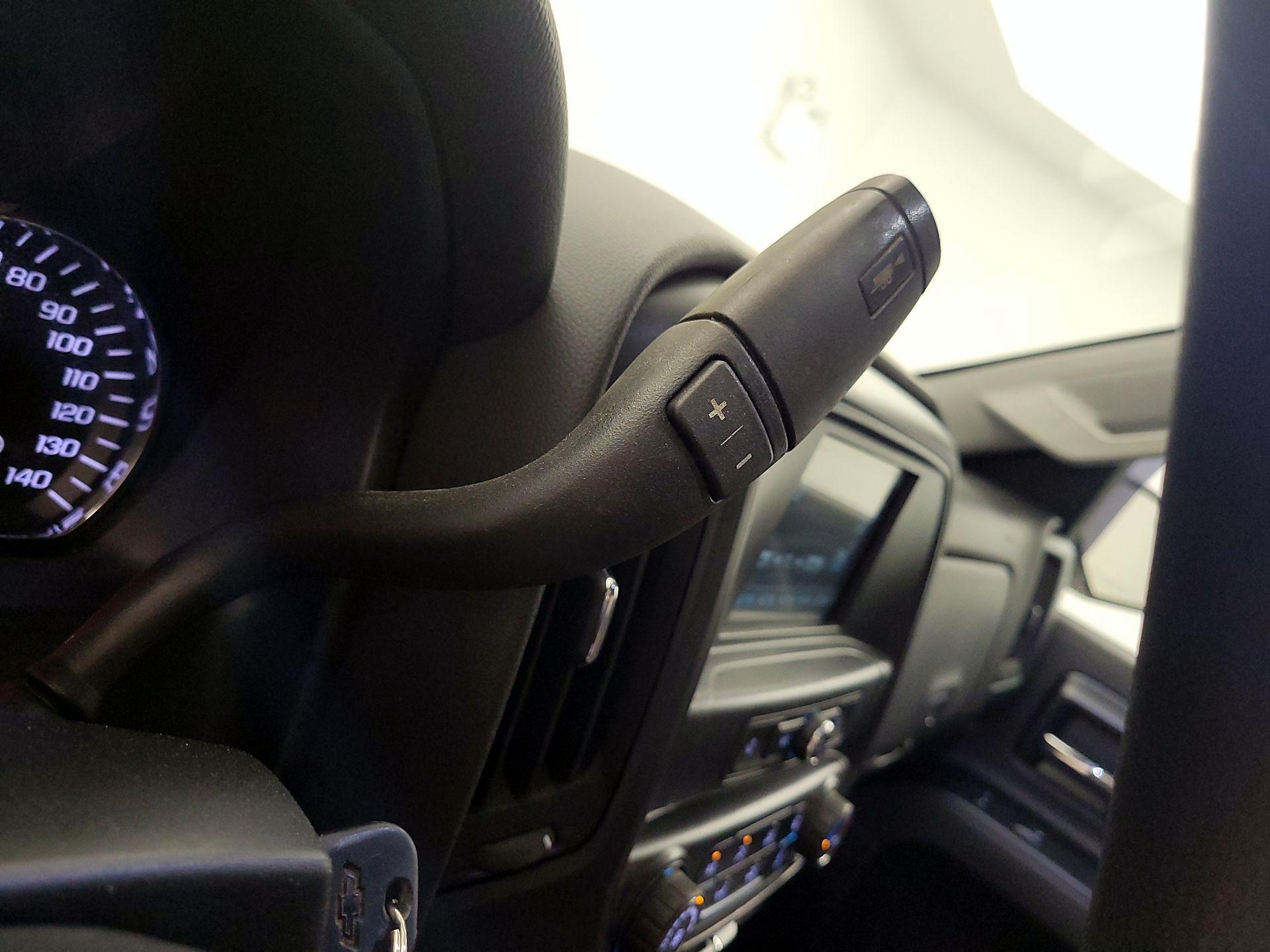 Thumbnail: 2018 Chevrolet Silverado 1500 - 17