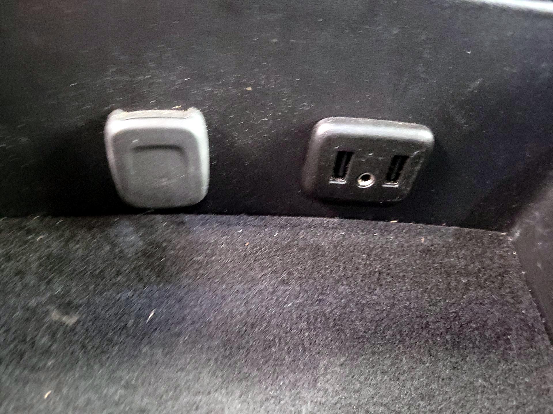 Thumbnail: 2018 Chevrolet Silverado 1500 - 18