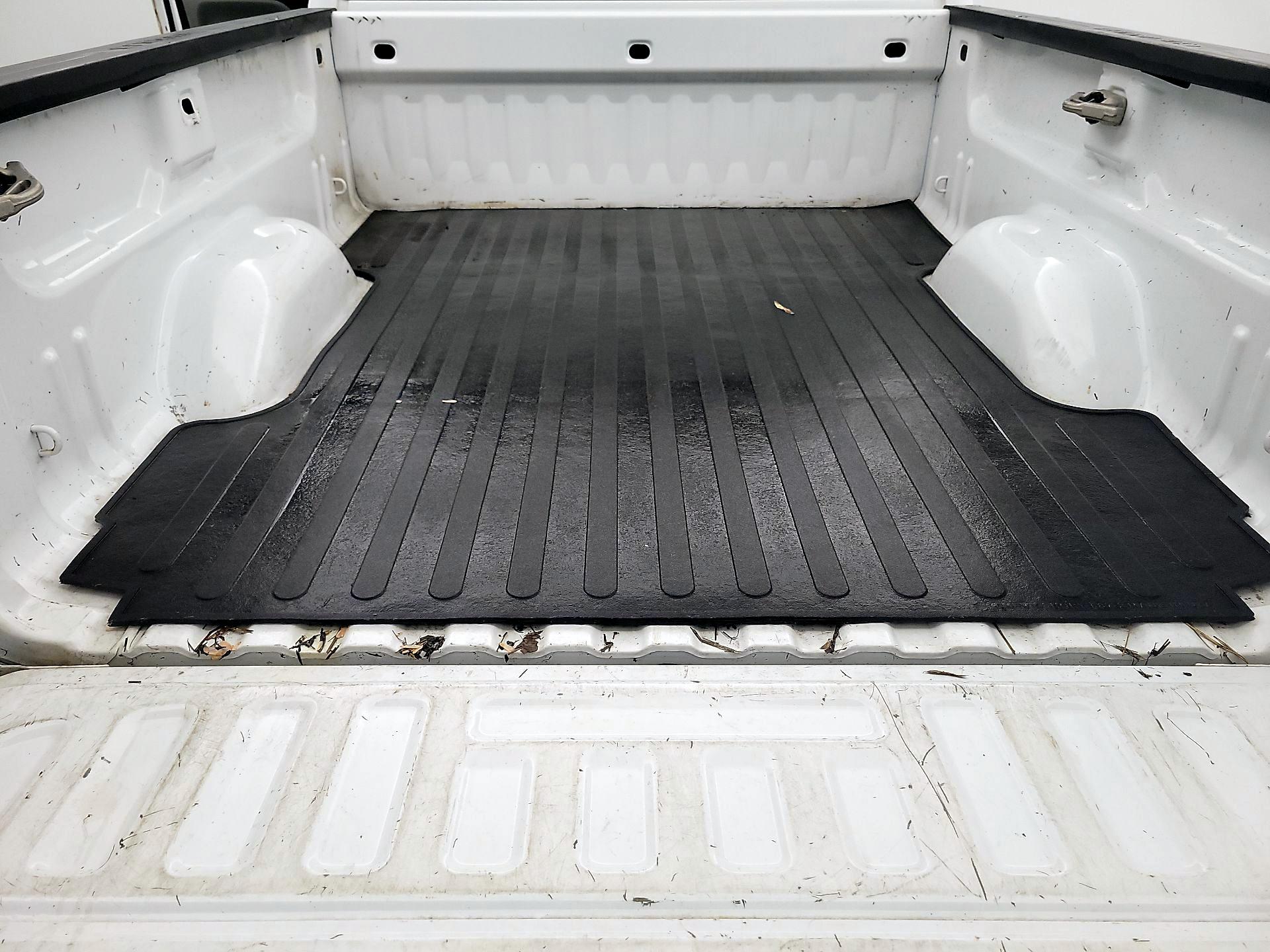 Thumbnail: 2018 Chevrolet Silverado 1500 - 20