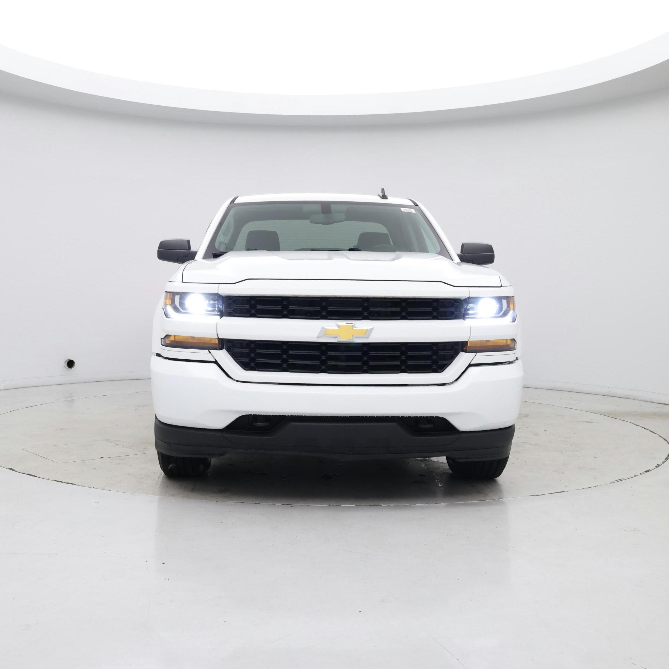Thumbnail: 2018 Chevrolet Silverado 1500 - 5