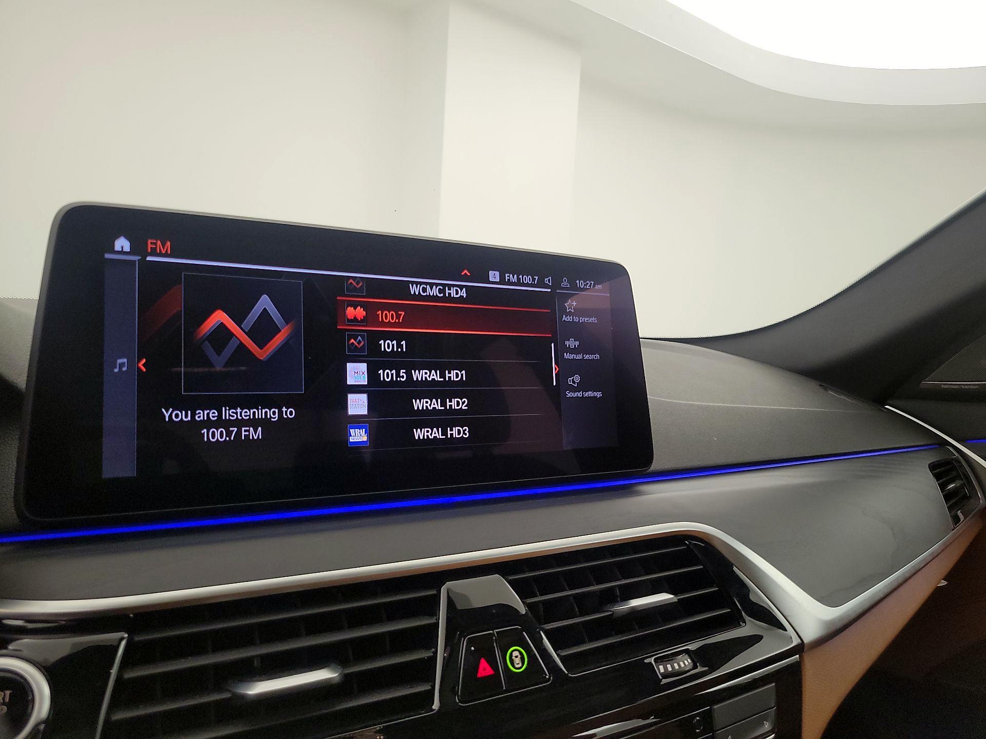 Thumbnail: 2021 BMW 5 Series - 16