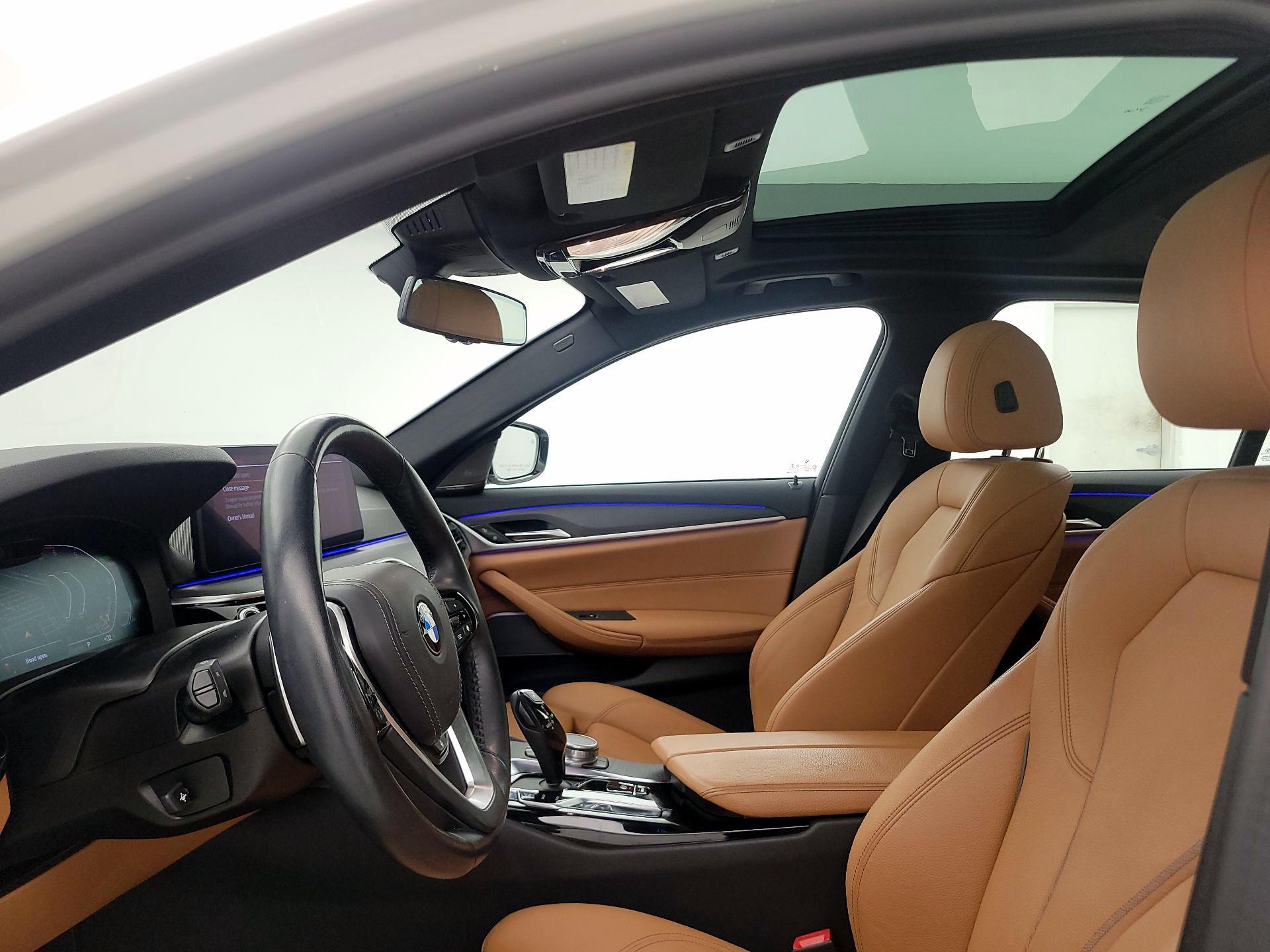 Thumbnail: 2021 BMW 5 Series - 20