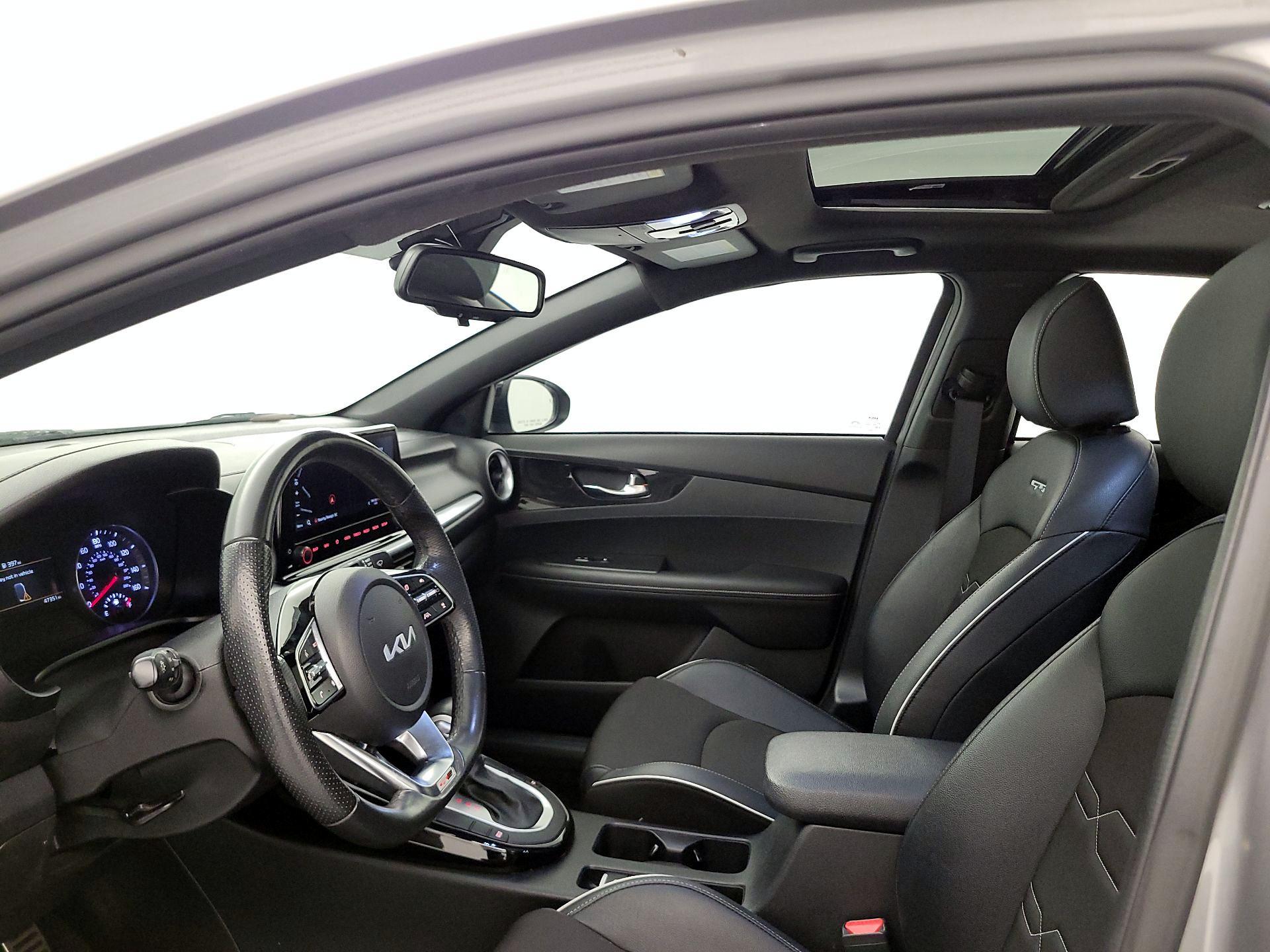 Thumbnail: 2022 Kia Forte - 20