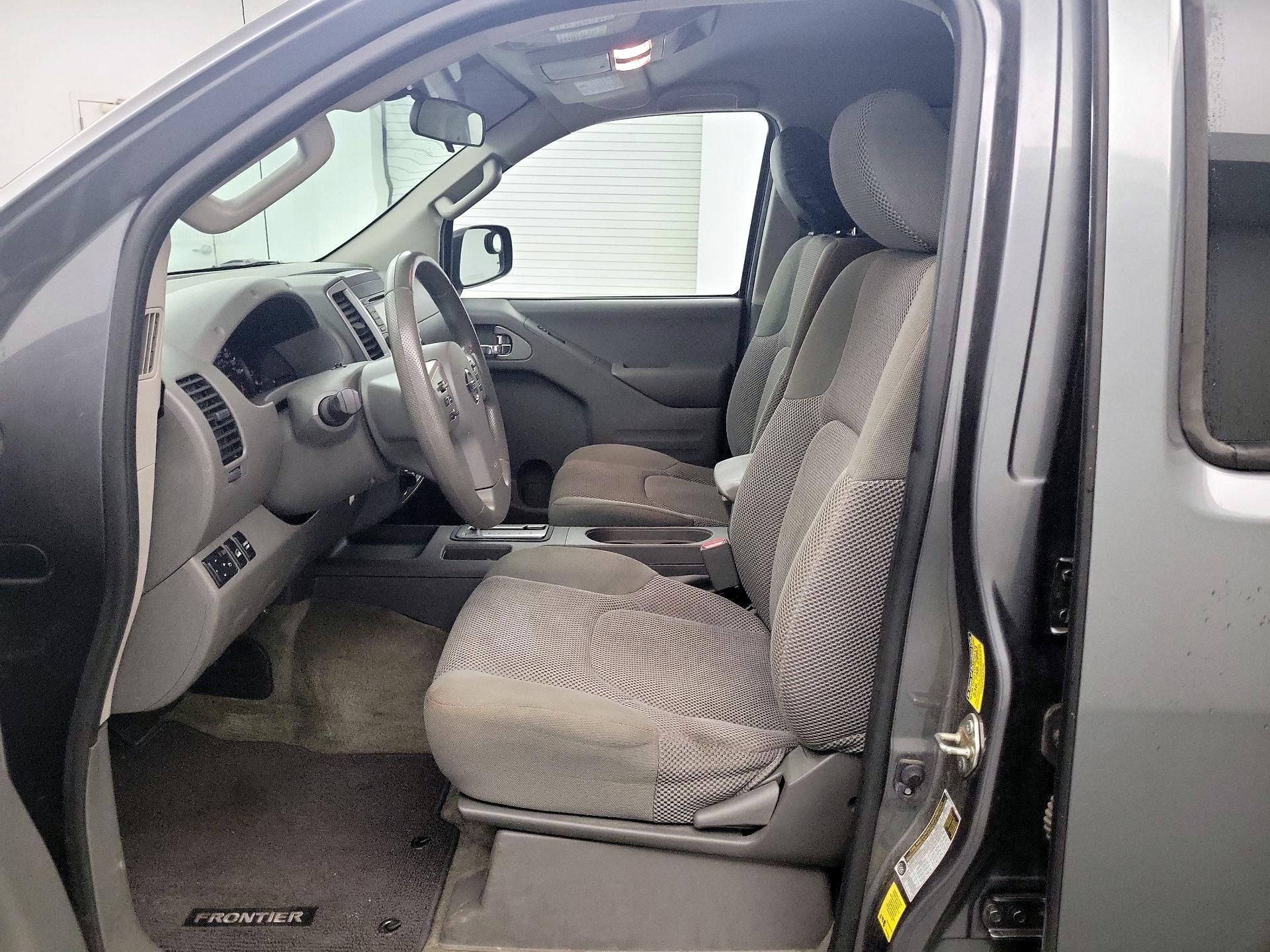Thumbnail: 2016 Nissan Frontier - 9