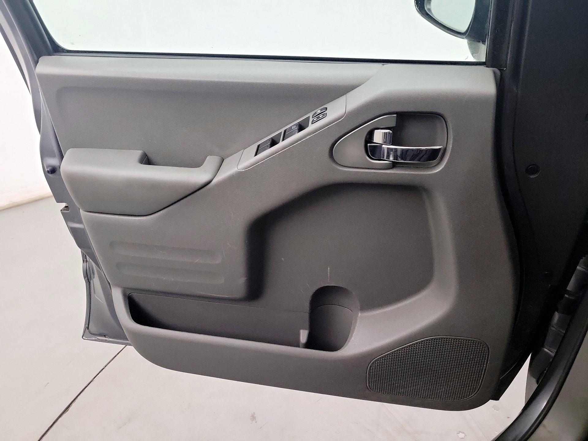 Thumbnail: 2016 Nissan Frontier - 10