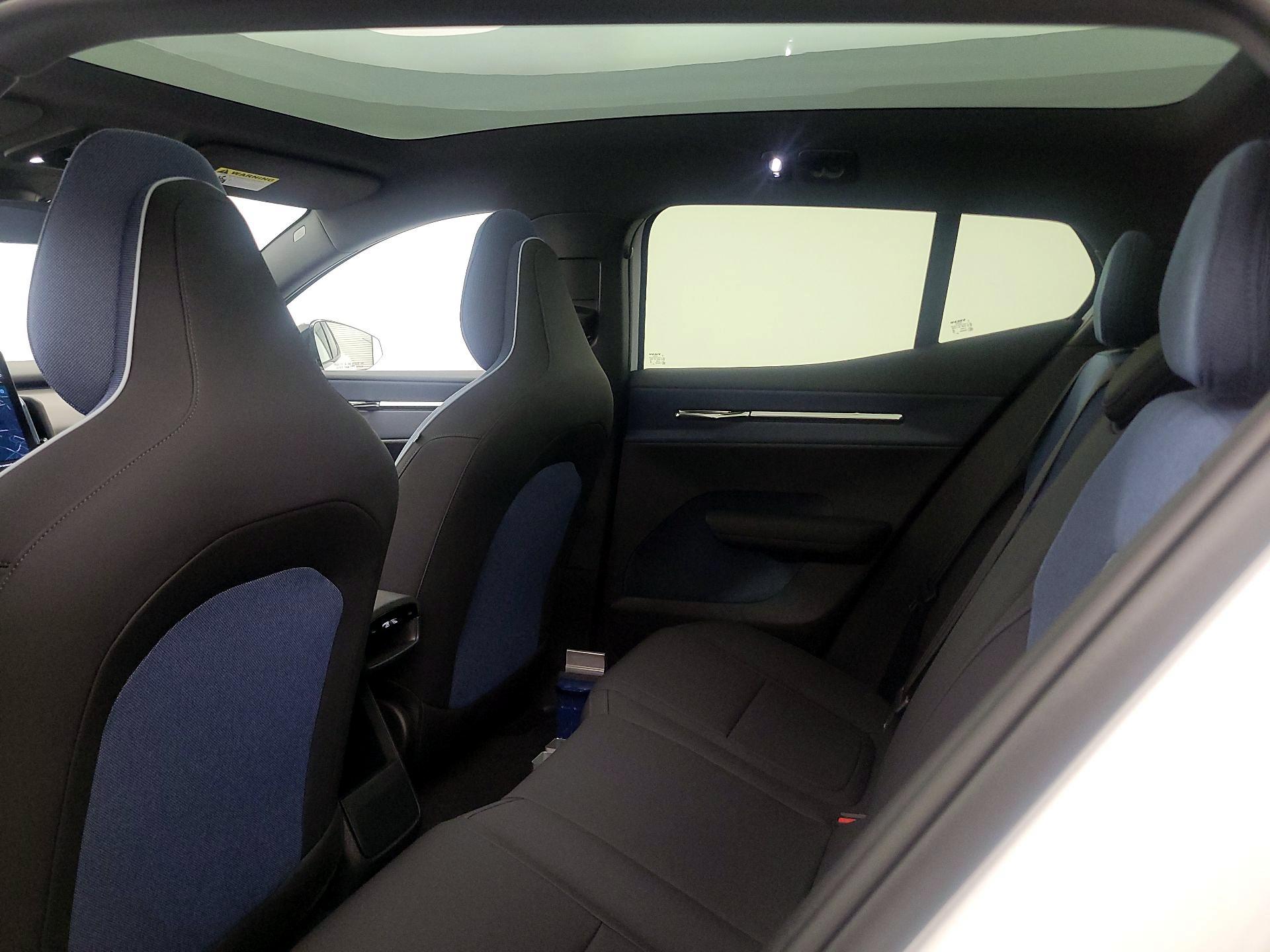 Thumbnail: 2025 Volvo EX30 - 19