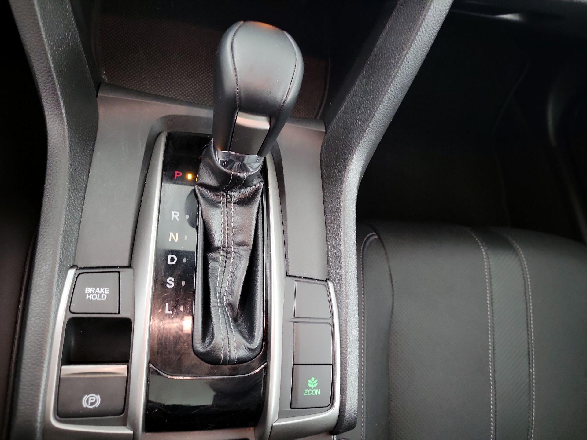 Thumbnail: 2017 Honda Civic - 15