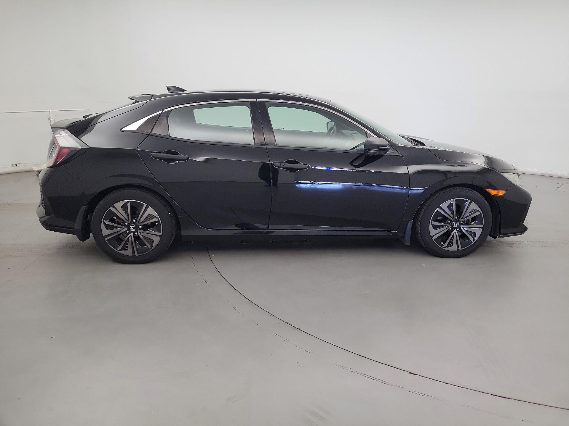 Thumbnail: 2017 Honda Civic - 4