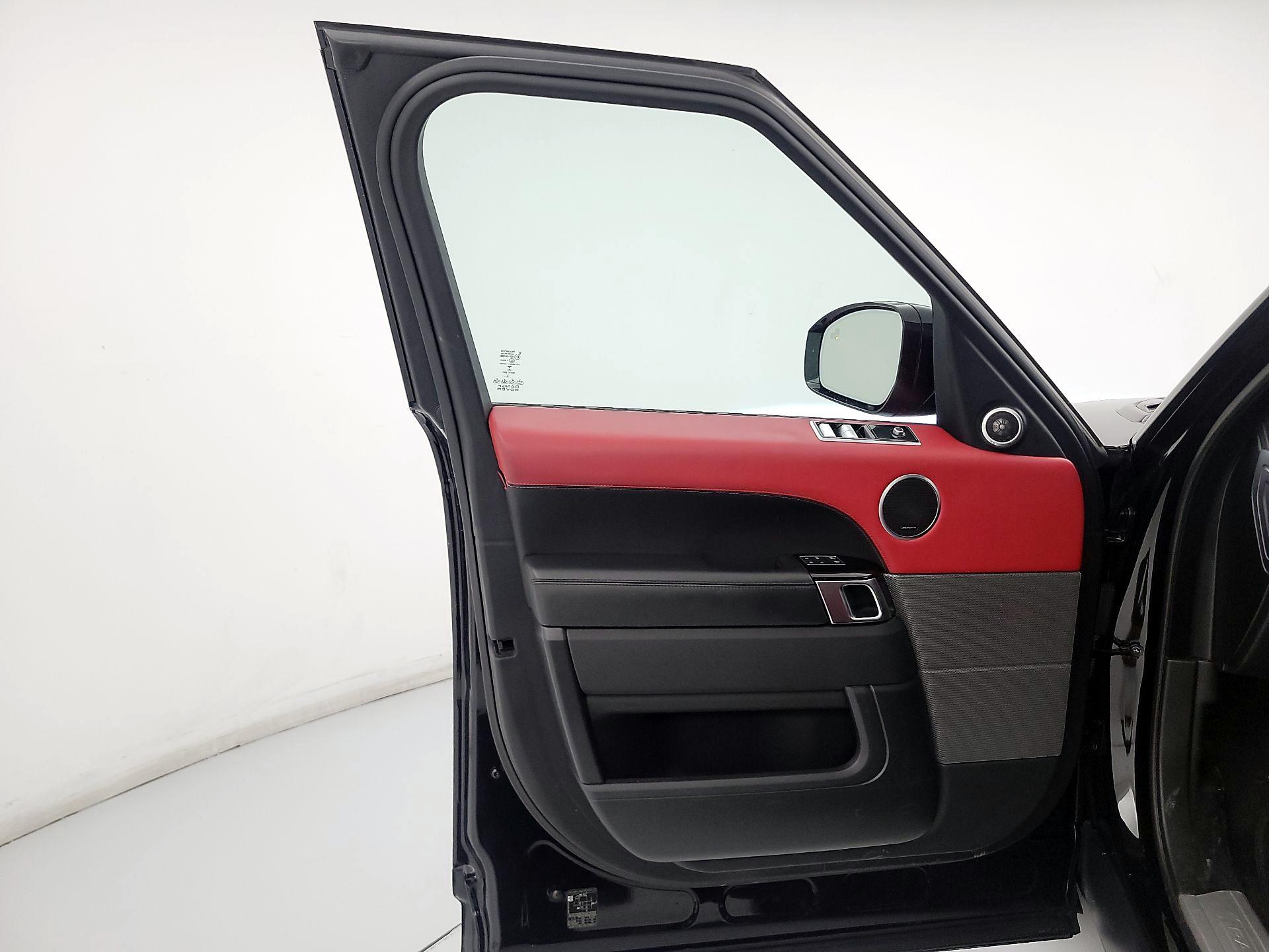 Thumbnail: 2020 Land Rover Range Rover Sport - 12