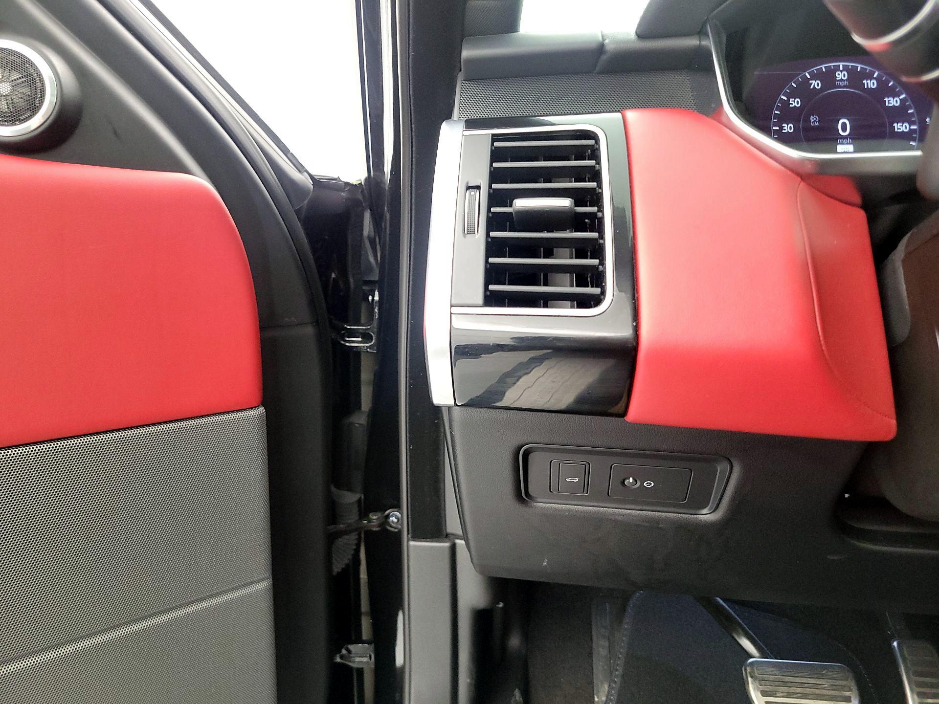 Thumbnail: 2020 Land Rover Range Rover Sport - 13