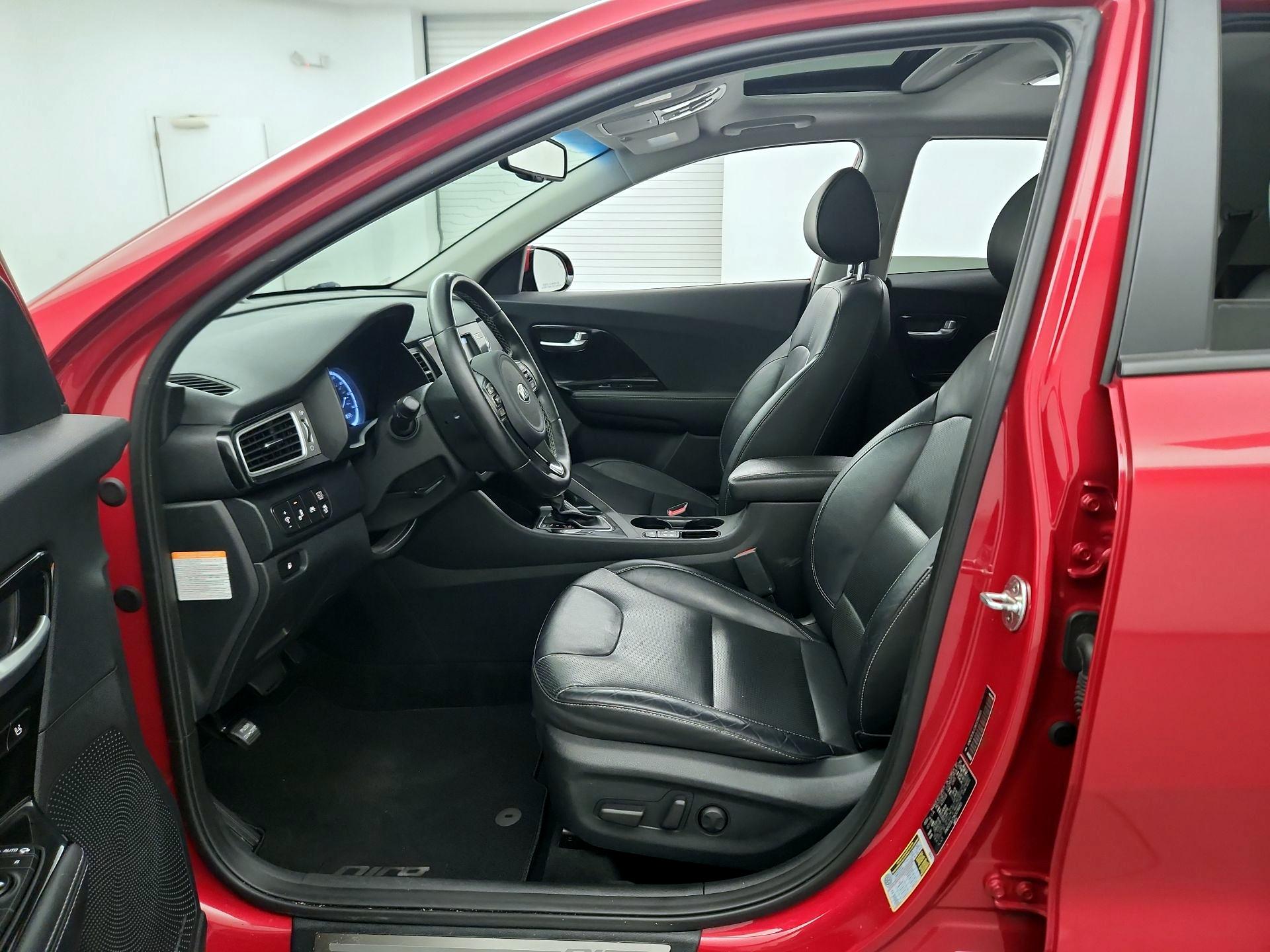 Thumbnail: 2019 Kia Niro - 9