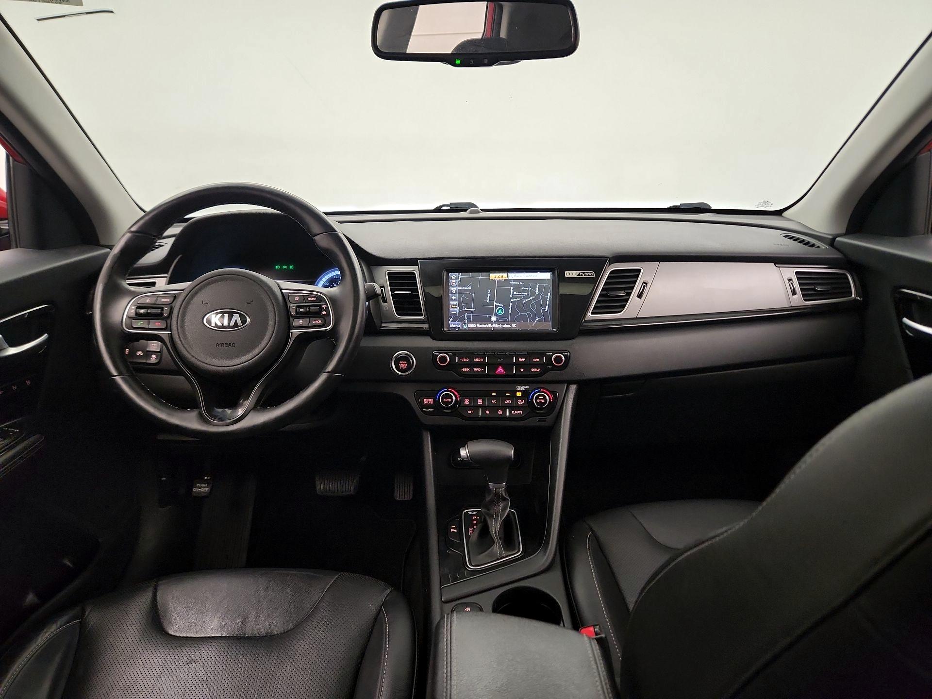 Thumbnail: 2019 Kia Niro - 8