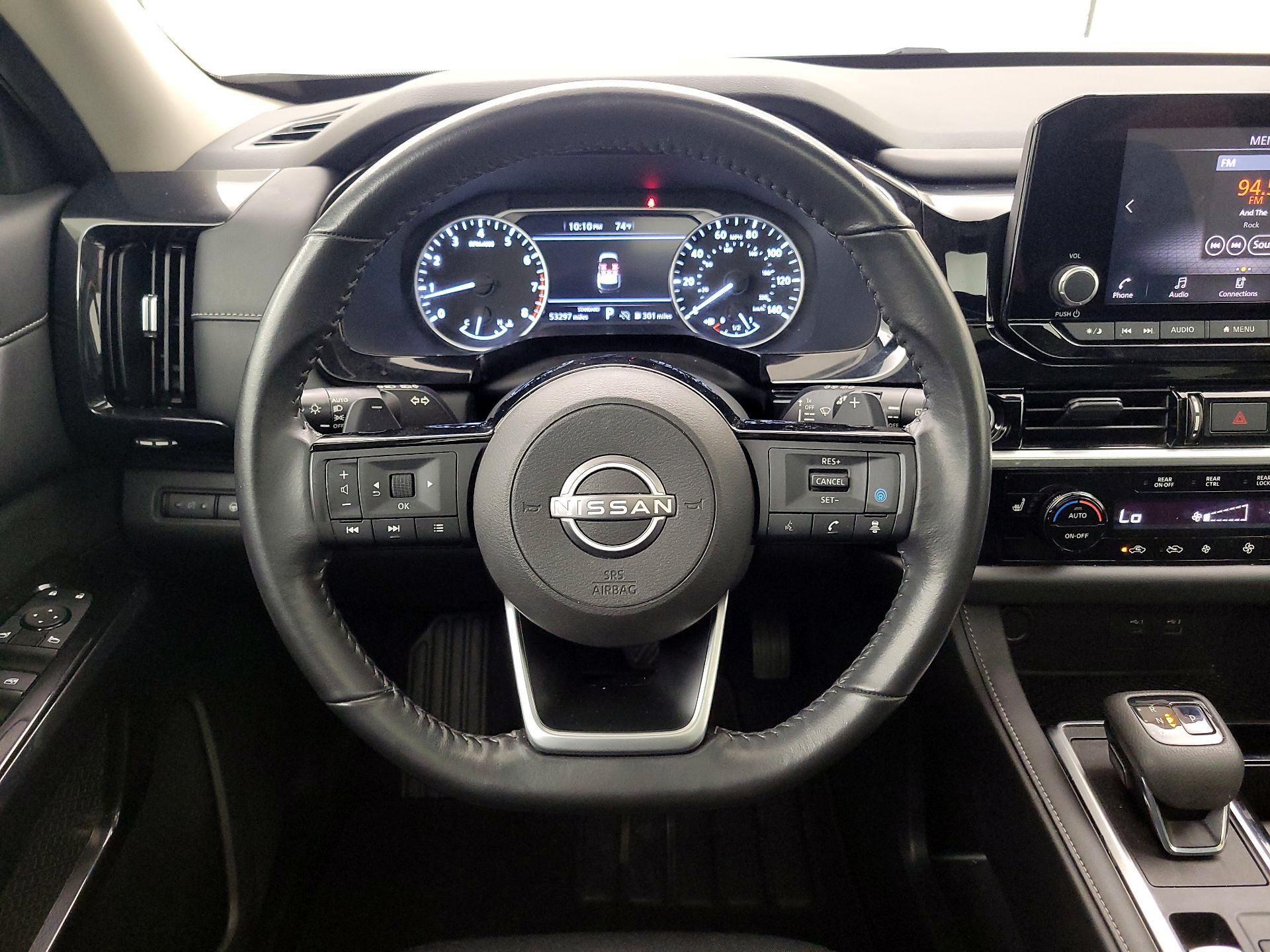 Thumbnail: 2022 Nissan Pathfinder - 10