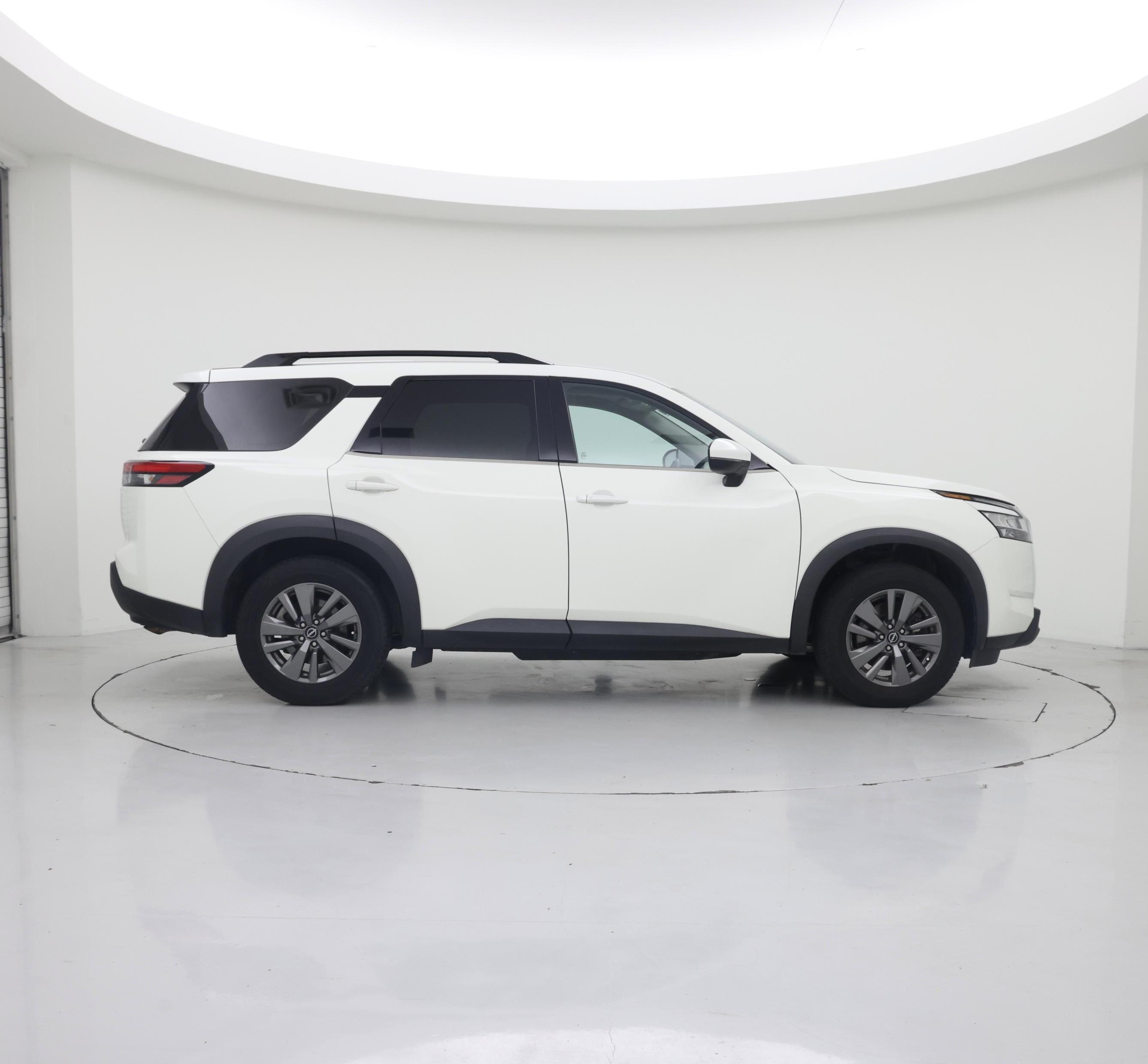 Thumbnail: 2022 Nissan Pathfinder - 7