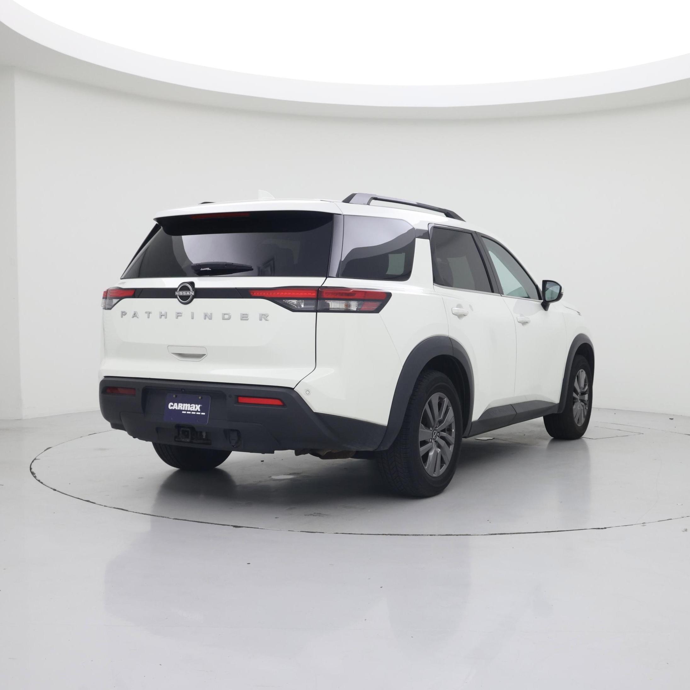 Thumbnail: 2022 Nissan Pathfinder - 8