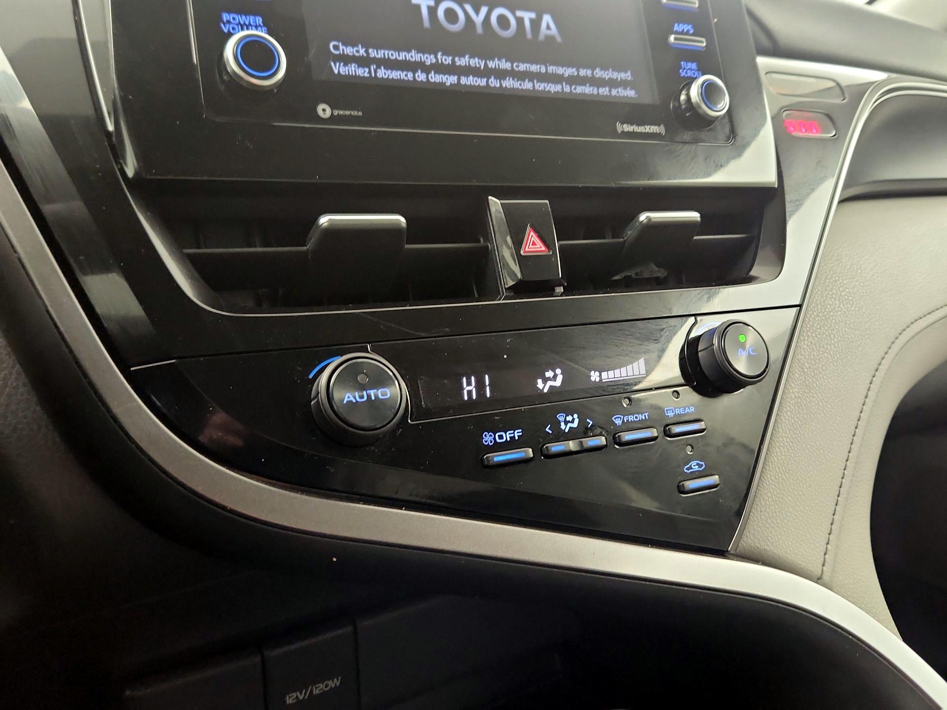 Thumbnail: 2021 Toyota Camry - 14