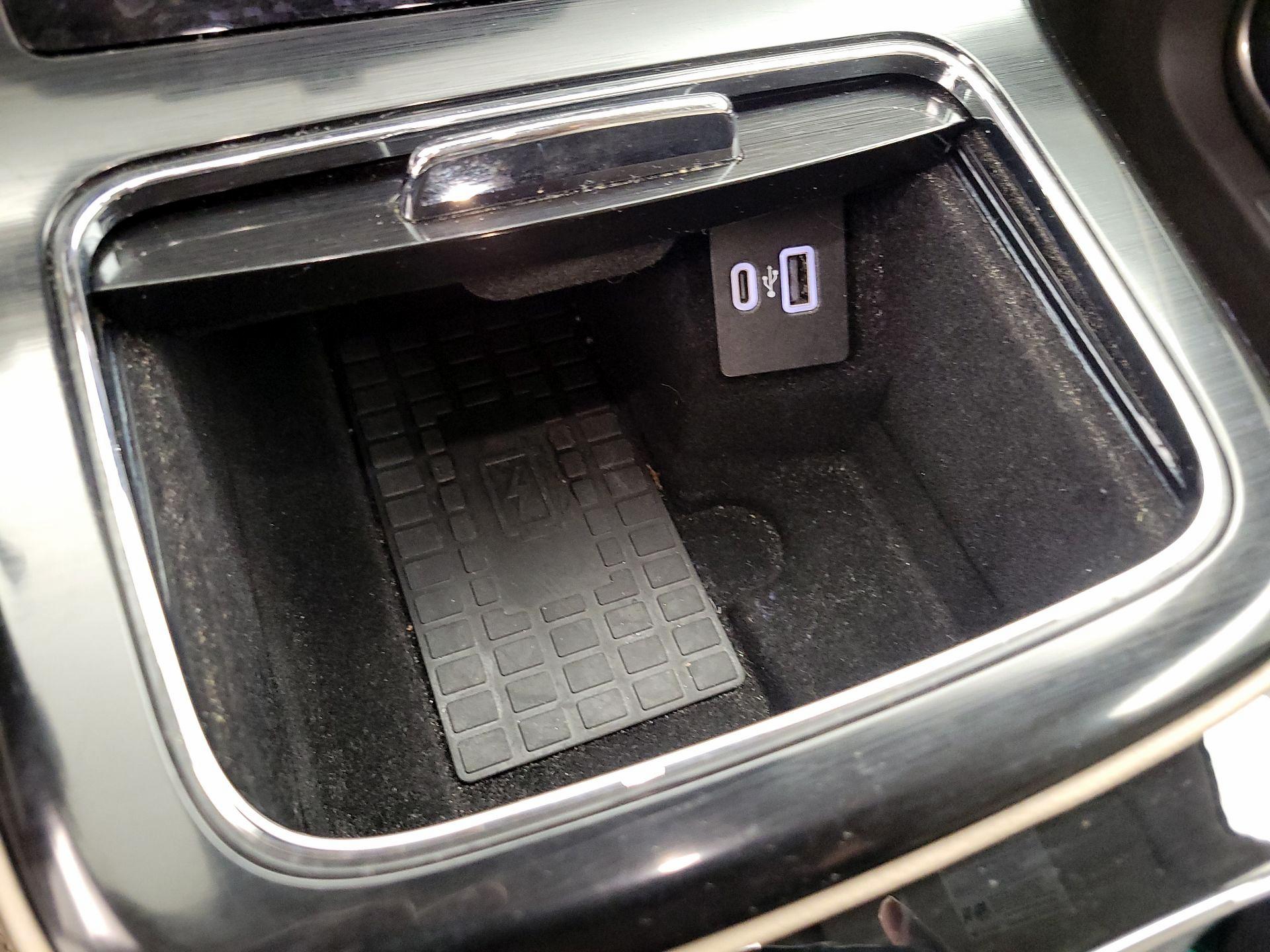 Thumbnail: 2022 Lincoln Nautilus - 18