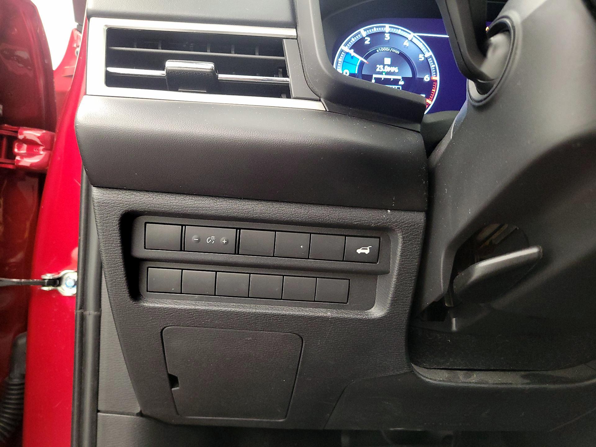 Thumbnail: 2022 Mitsubishi Outlander - 13