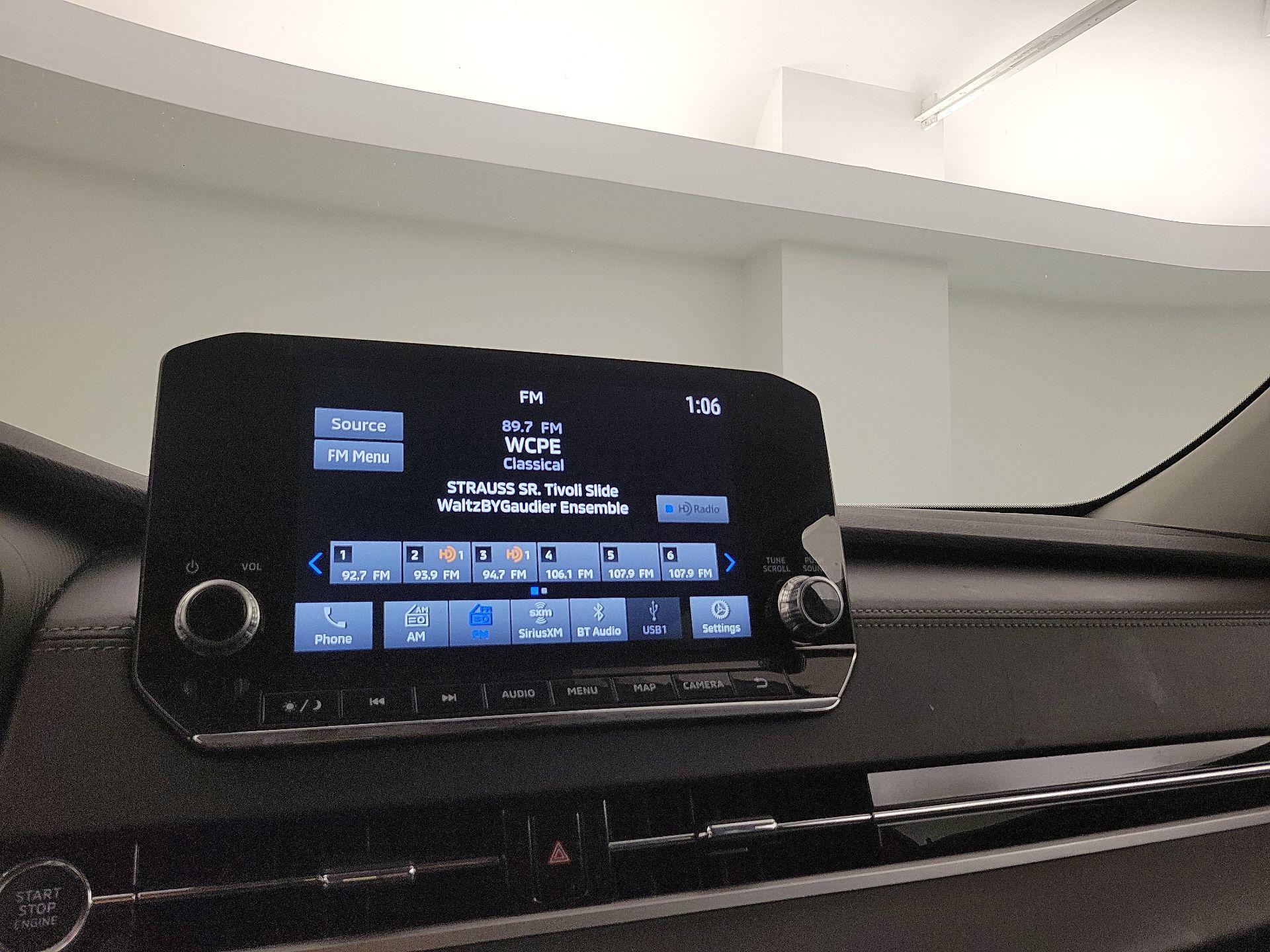 Thumbnail: 2022 Mitsubishi Outlander - 16