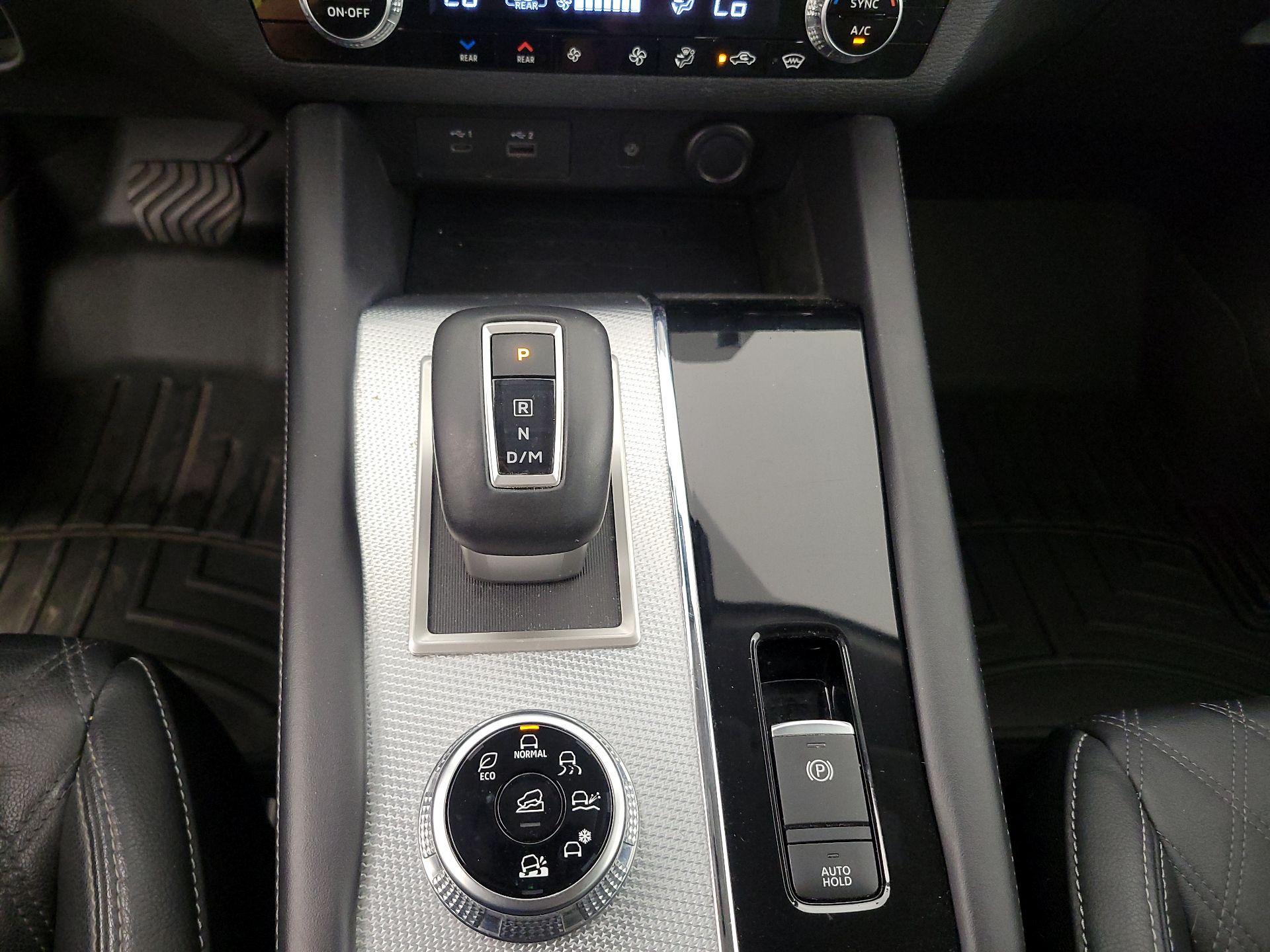 Thumbnail: 2022 Mitsubishi Outlander - 18