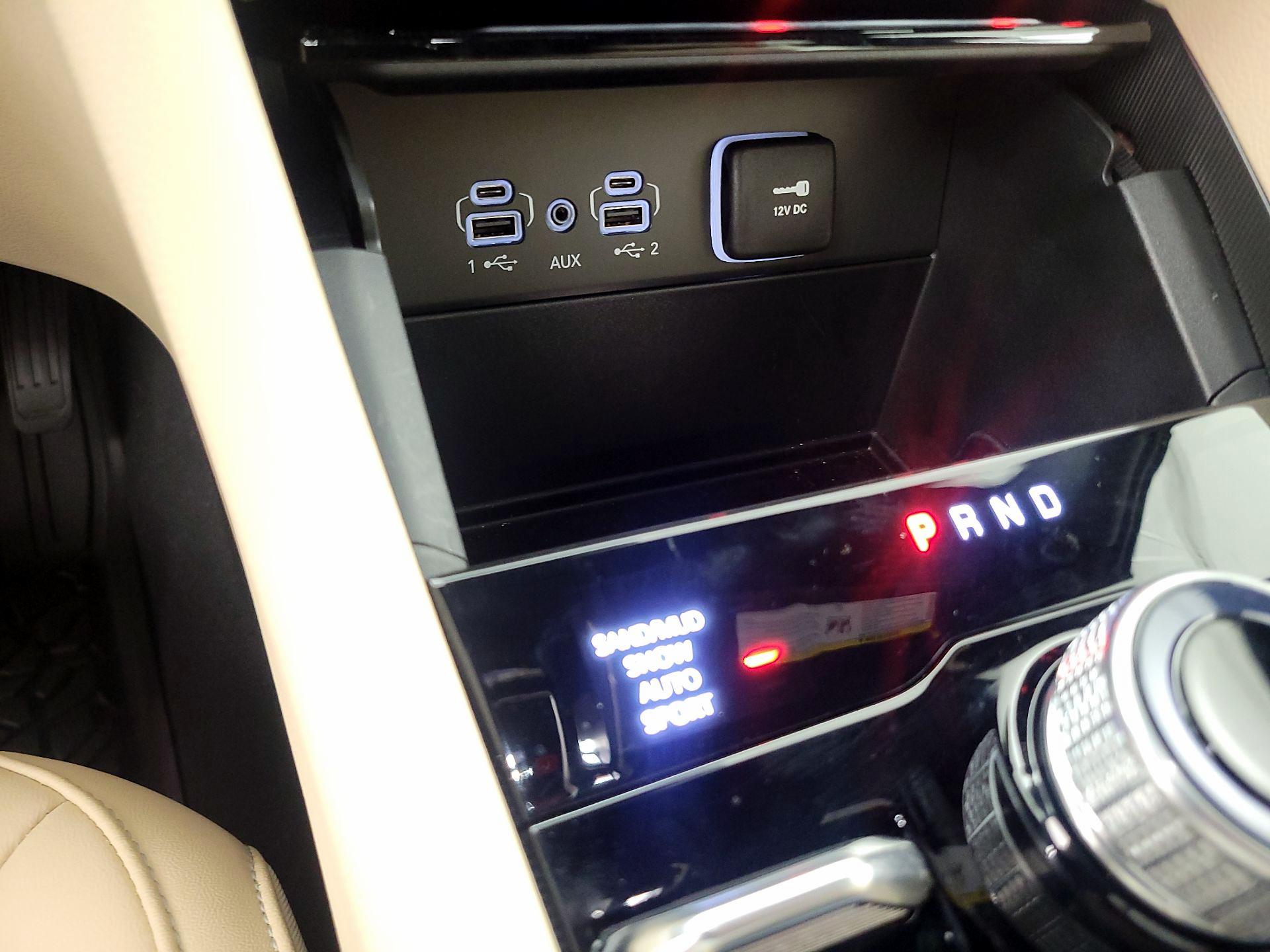 Thumbnail: 2025 Jeep Grand Cherokee - 19