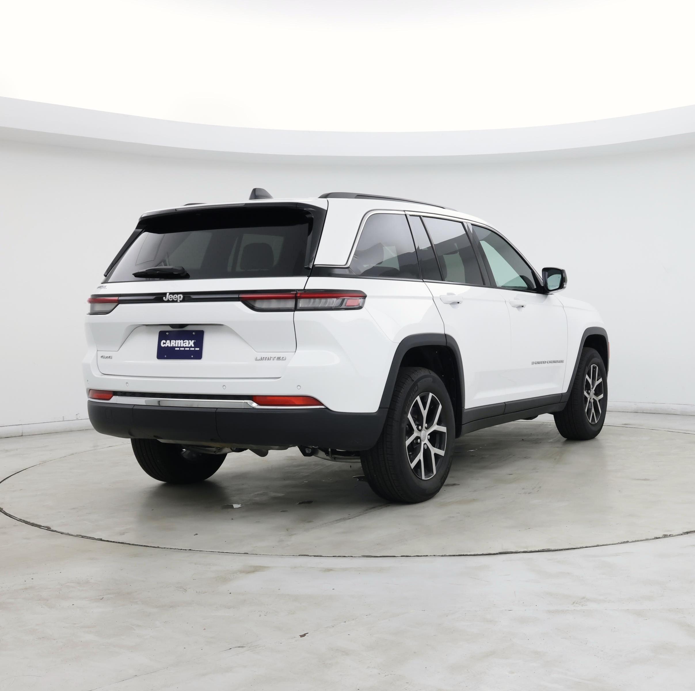 Thumbnail: 2025 Jeep Grand Cherokee - 8