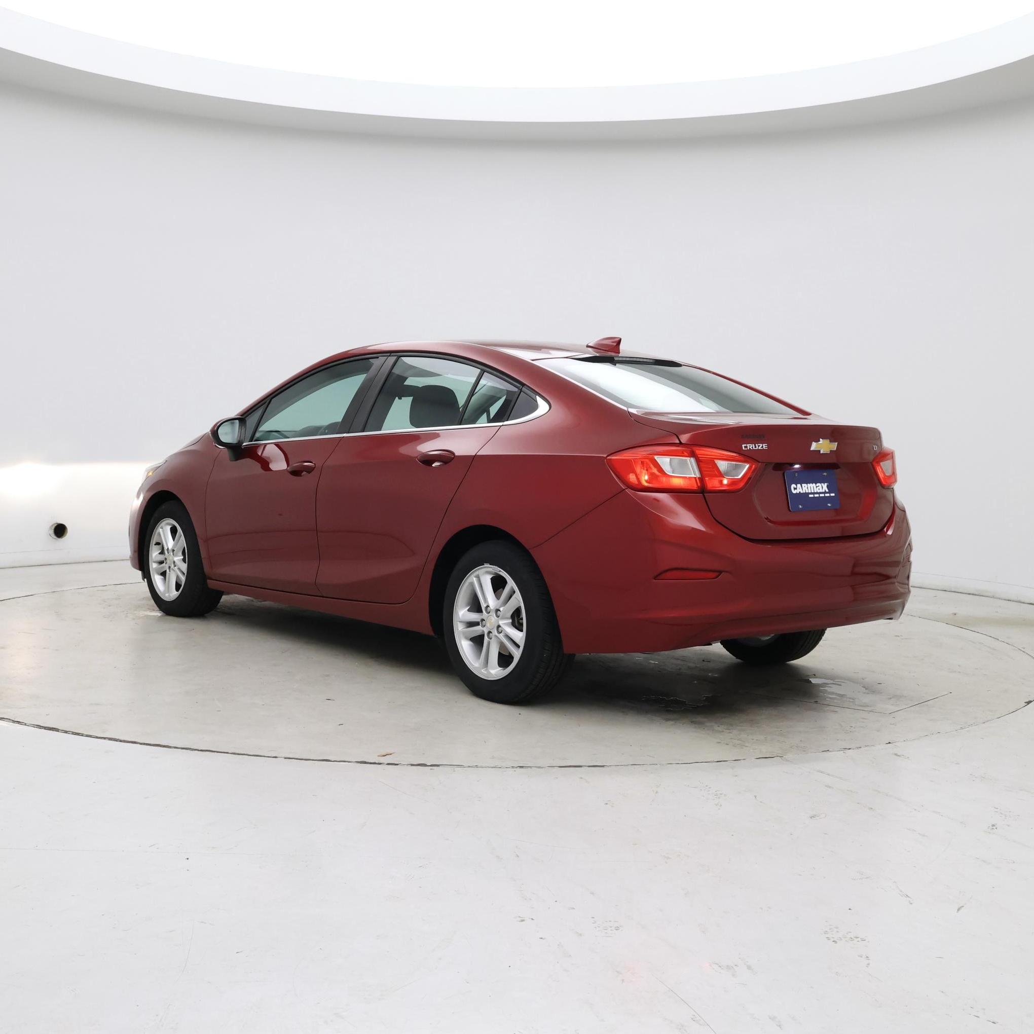 Thumbnail: 2017 Chevrolet Cruze - 2