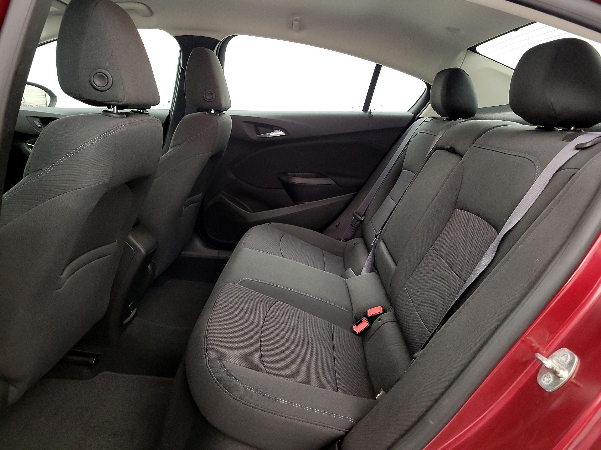 Thumbnail: 2017 Chevrolet Cruze - 19