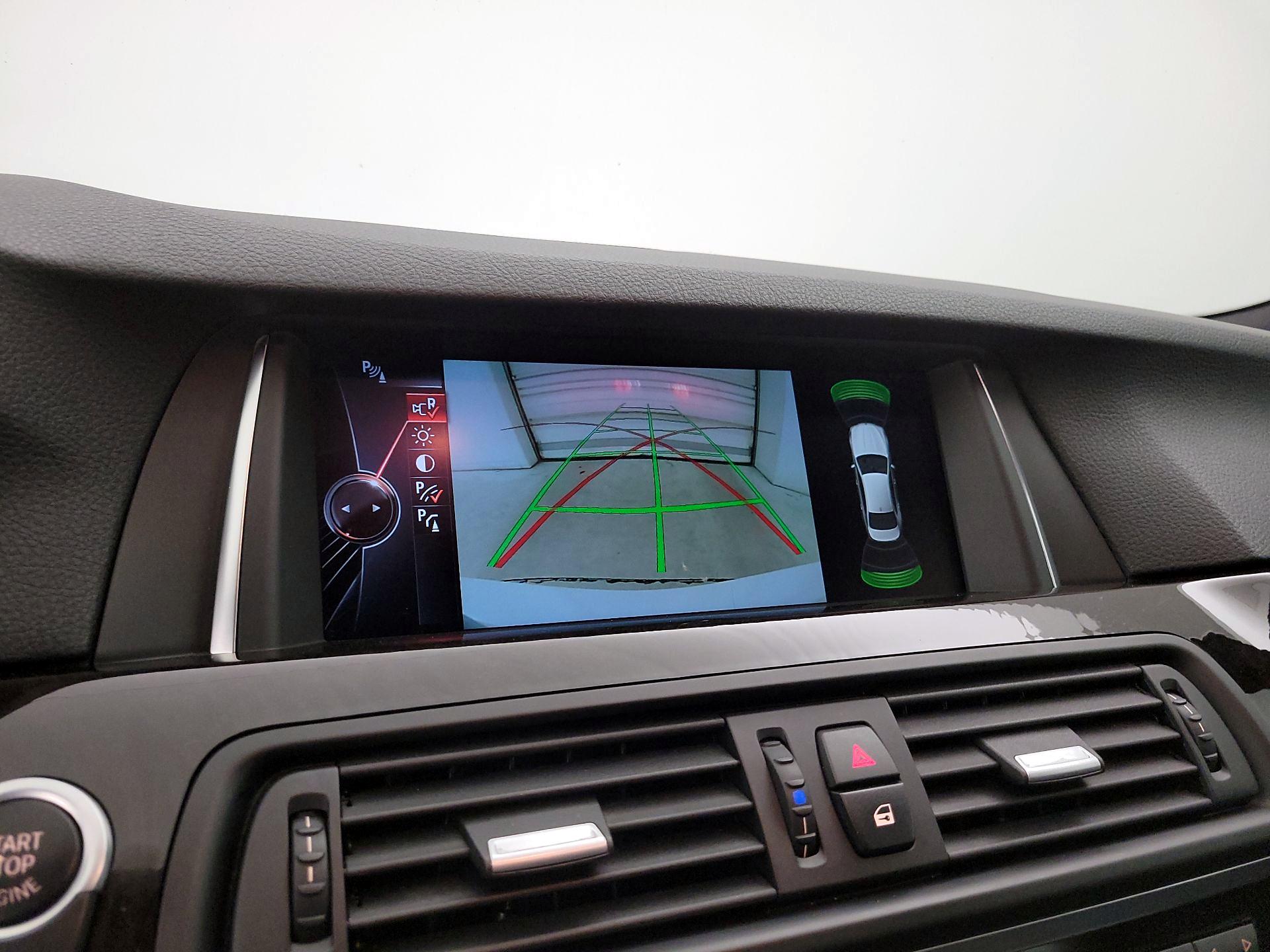 Thumbnail: 2016 BMW 5 Series - 14