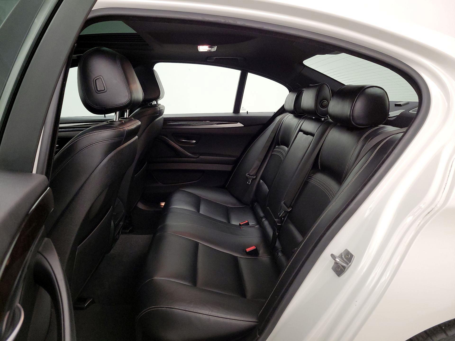 Thumbnail: 2016 BMW 5 Series - 20