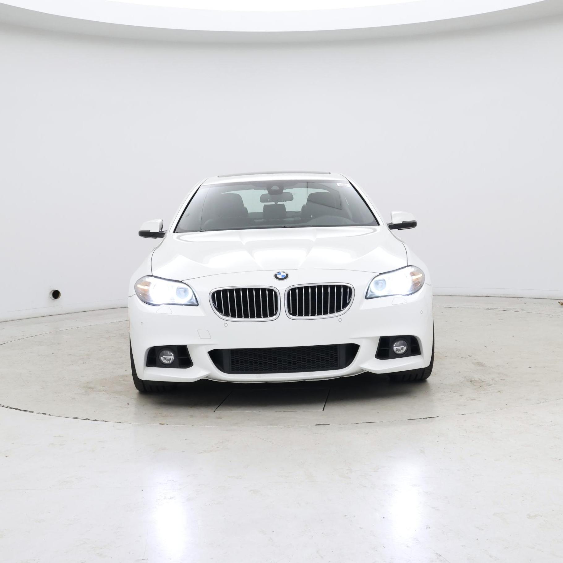 Thumbnail: 2016 BMW 5 Series - 5