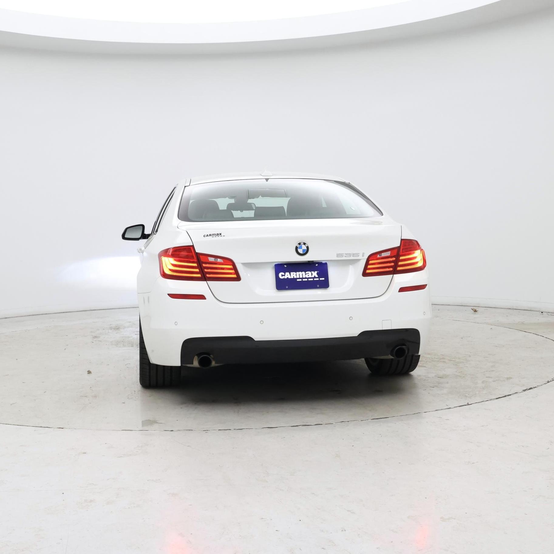 Thumbnail: 2016 BMW 5 Series - 6