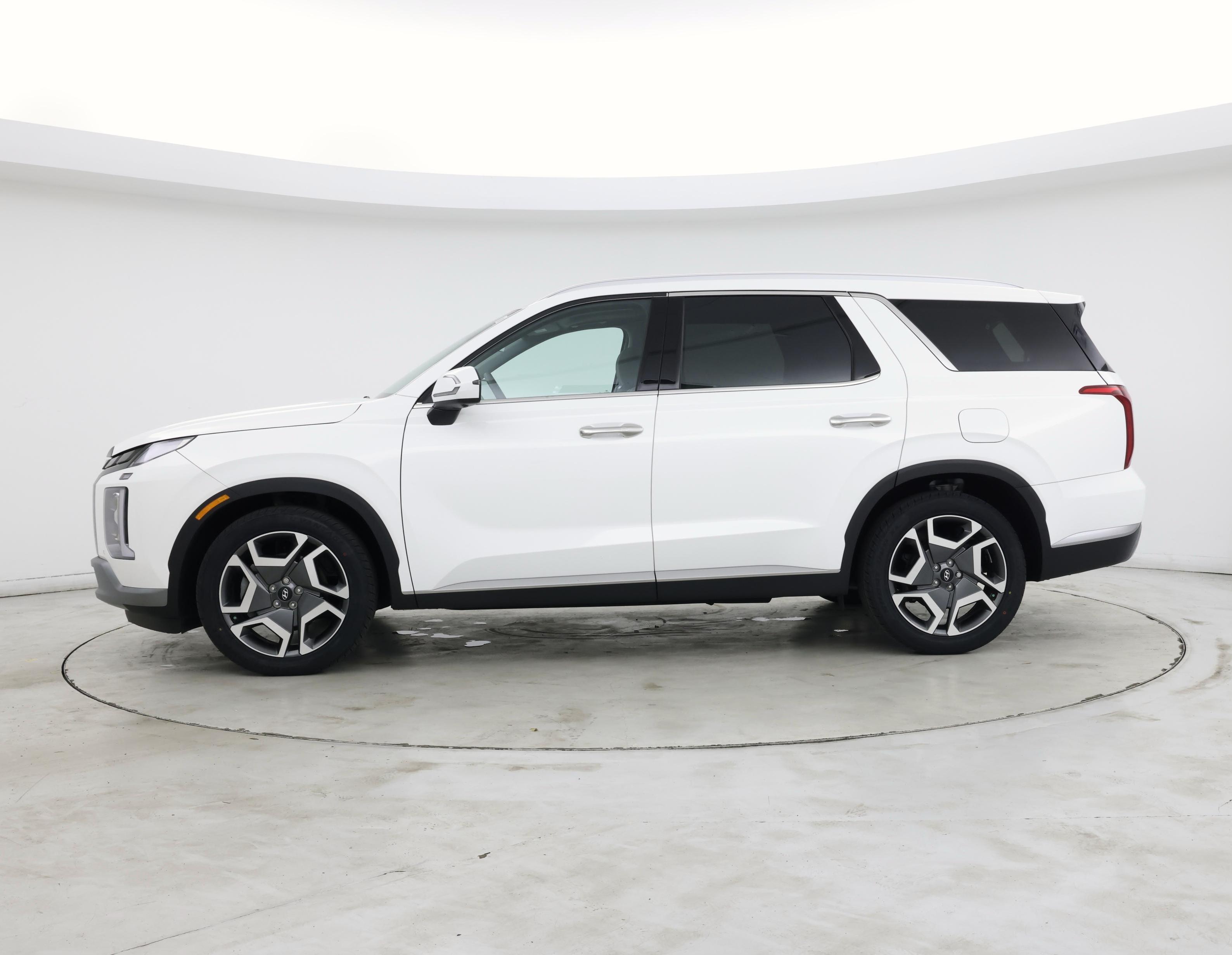 Thumbnail: 2023 Hyundai Palisade - 3