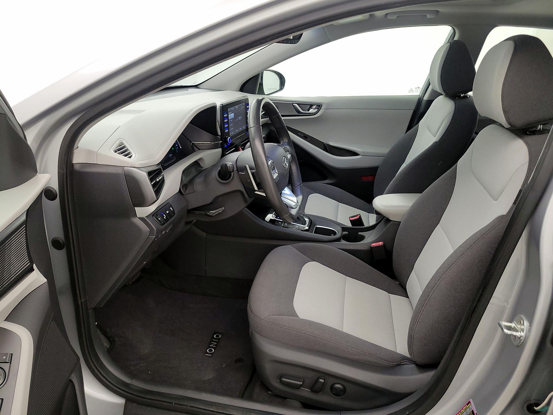 Thumbnail: 2020 Hyundai Ioniq - 11