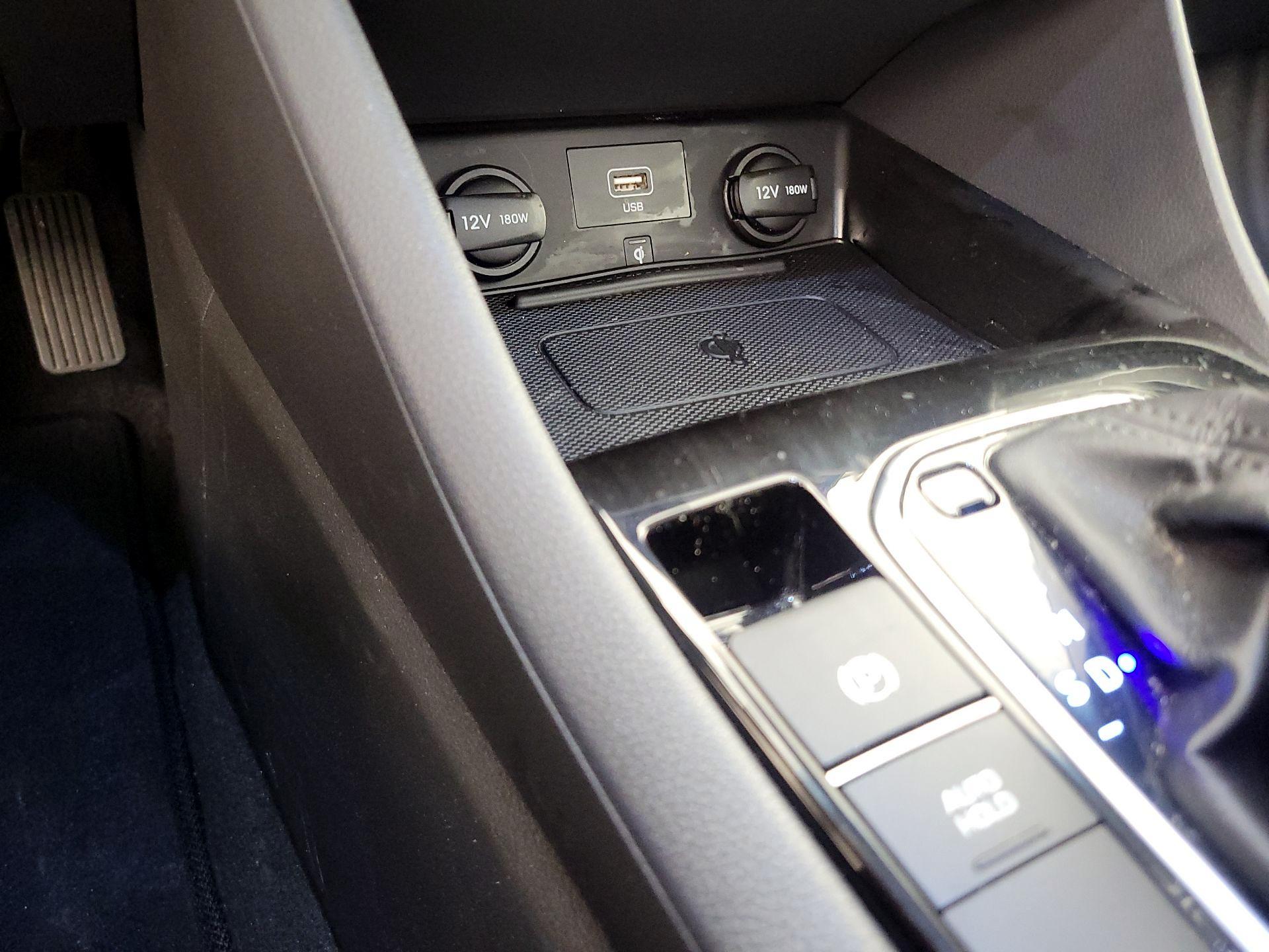 Thumbnail: 2020 Hyundai Ioniq - 18