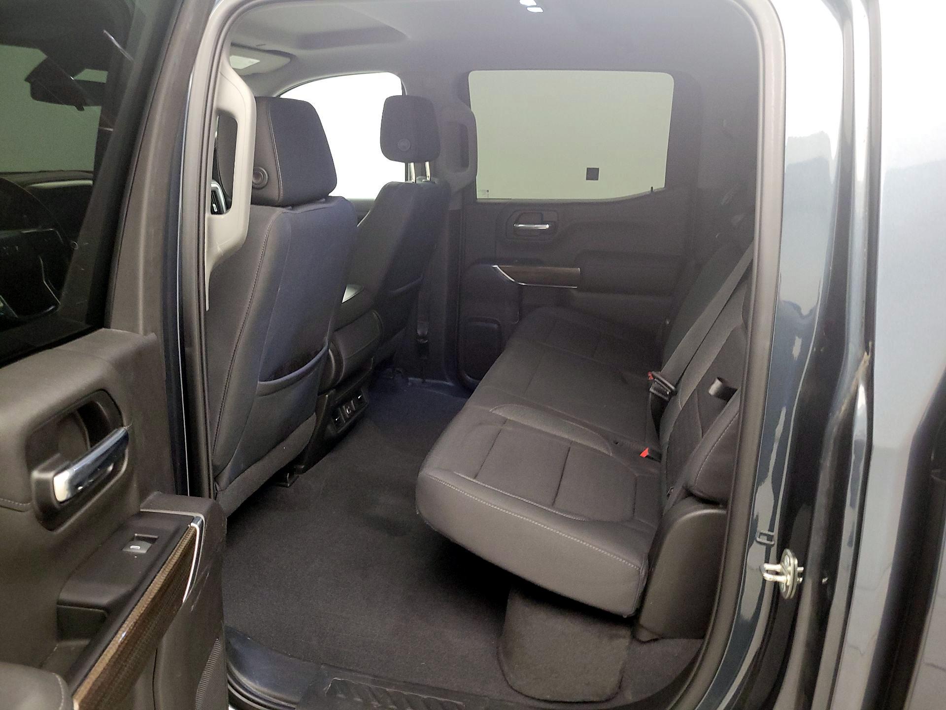 Thumbnail: 2019 Chevrolet Silverado 1500 - 19